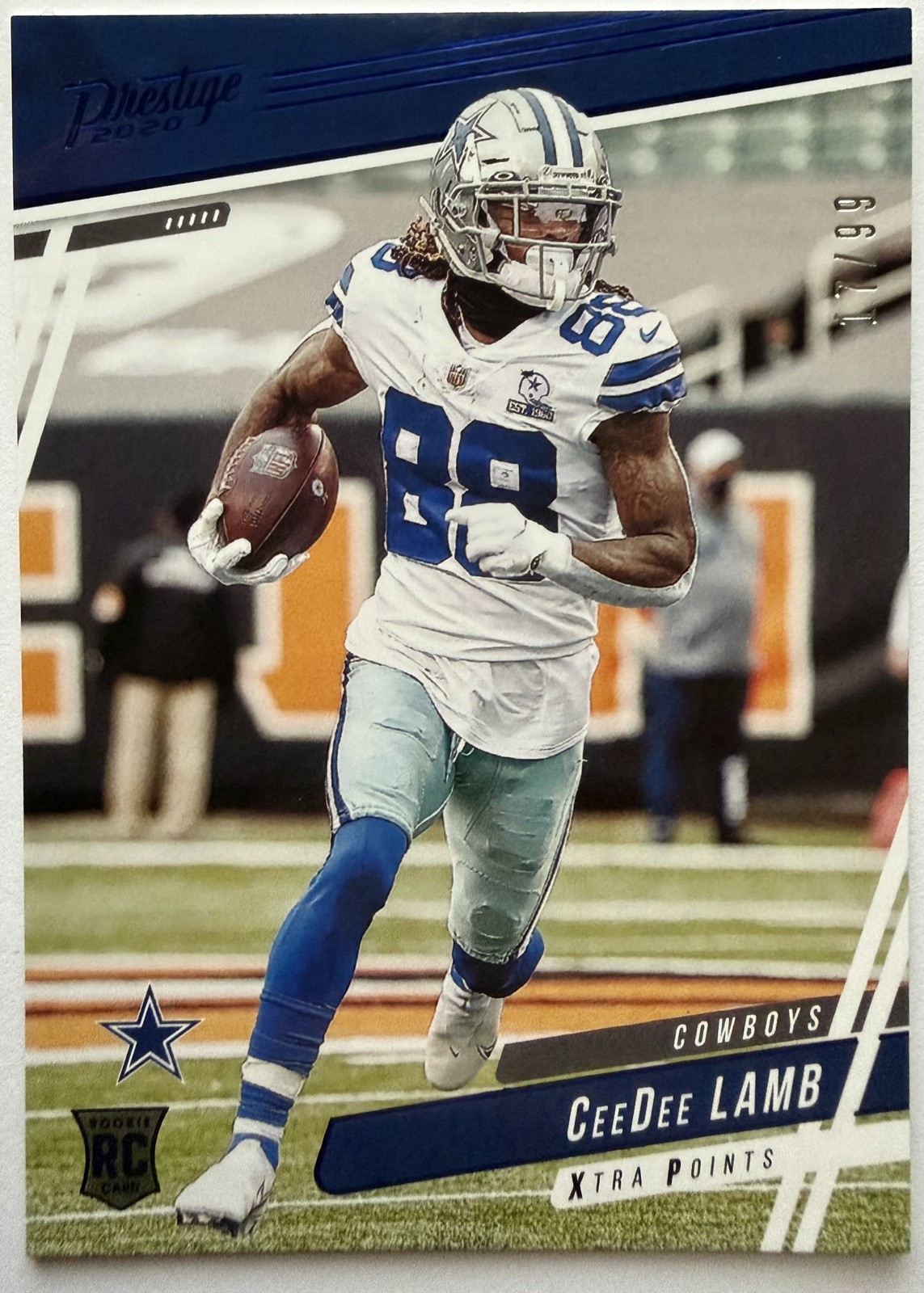 2020 Panini Chronicles - Prestige Rookies CeeDee Lamb Extra Points Blue /99 (RC)