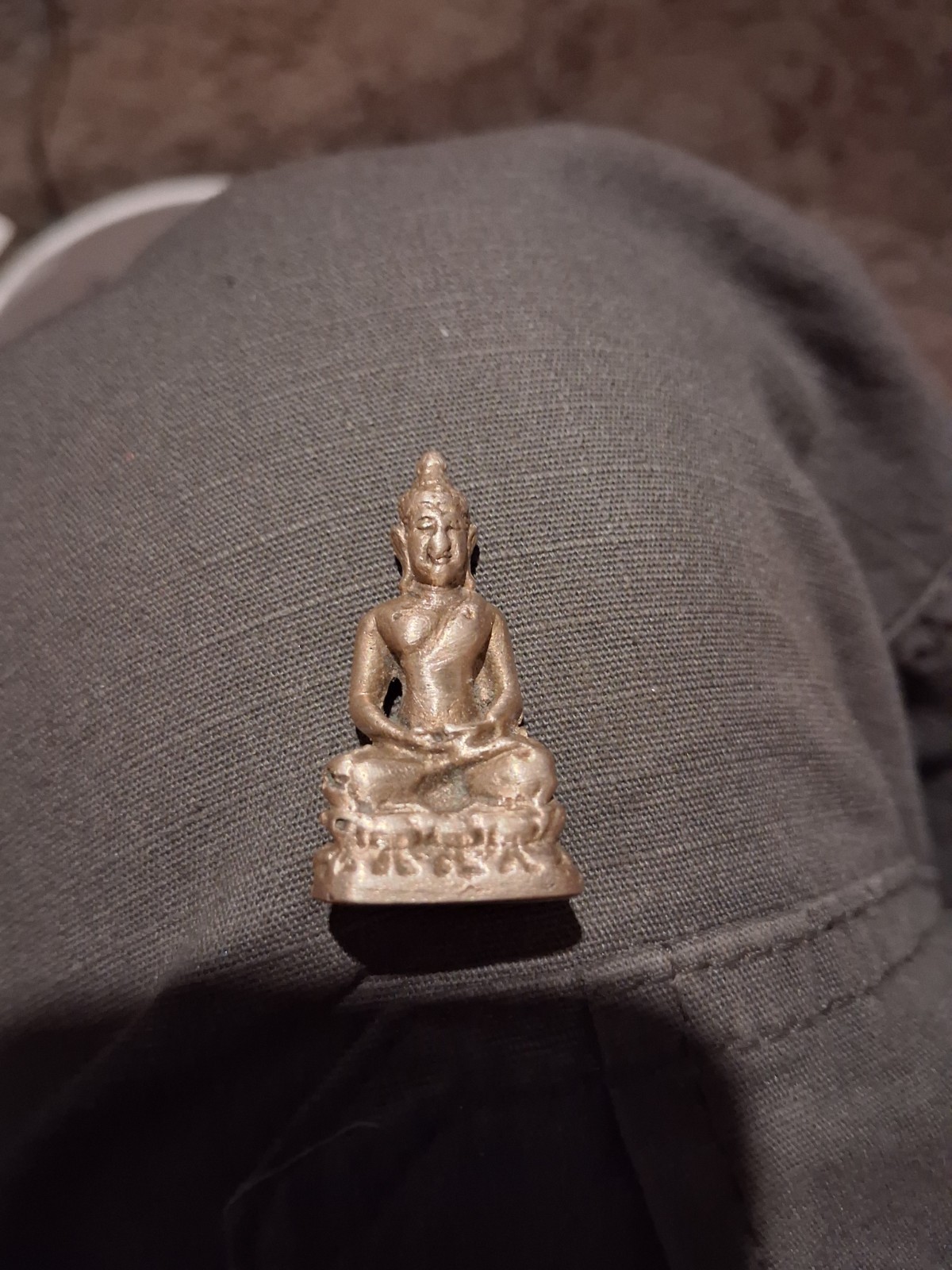 ancient indian gold gilded seated buddha statue hindu temple ornament ancient indian gold gilded seated buddha statue hindu temple ornament