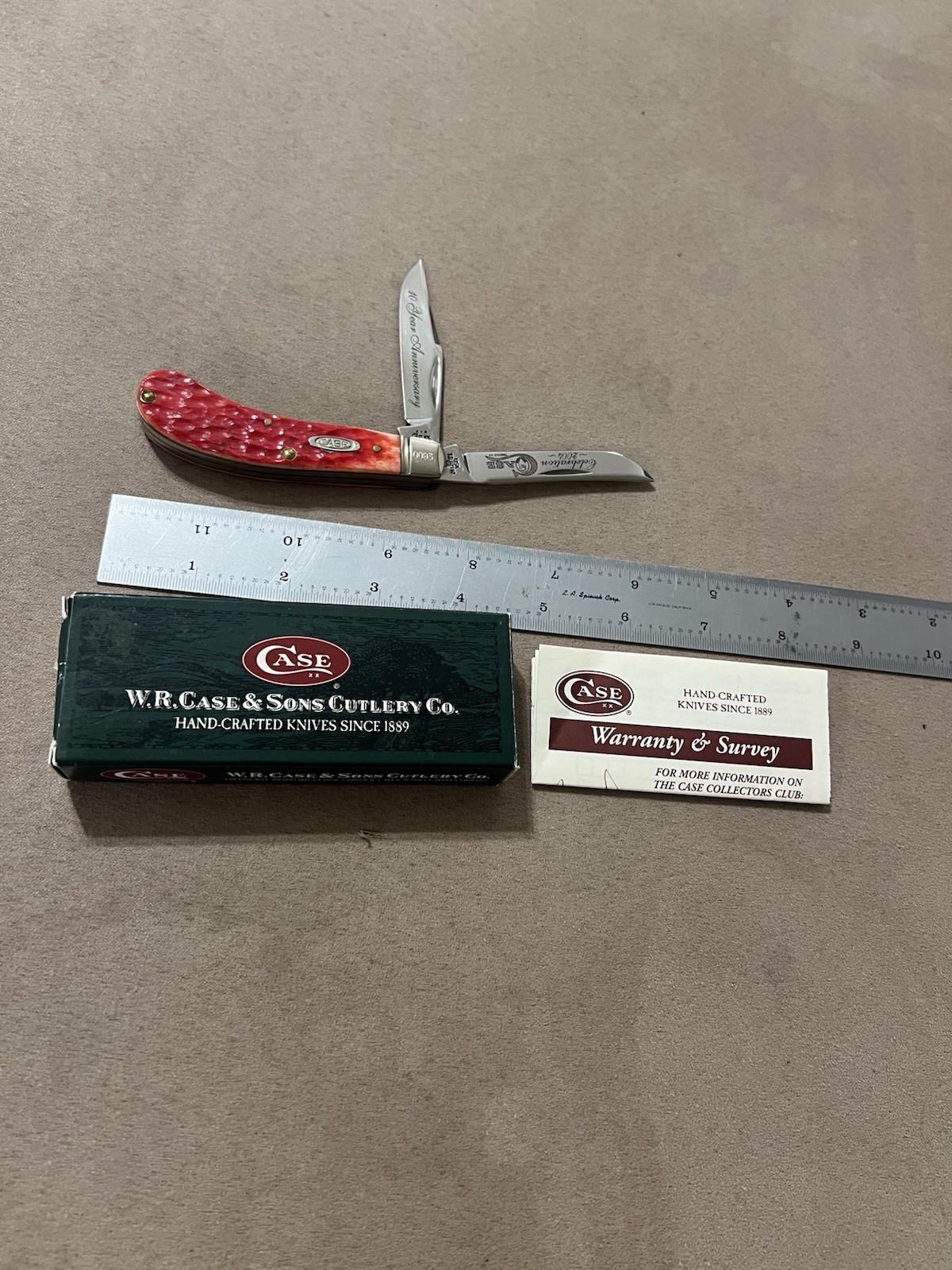 2004 CASE XX Celebration 10th Anniversary TB 62110 Red Saddlehorn Knife NOS Box