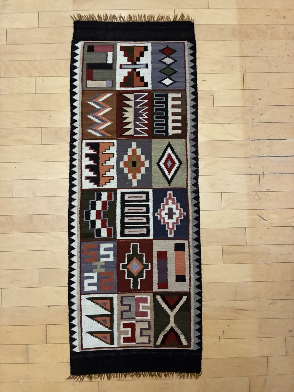 Vtg Peruvian Handwoven Tapestry Runner Wall Andean Folk Art Textile Decor-62x21” Vtg Peruvian Handwoven Tapestry Runner Wall Andean Folk Art Textile Decor-62x21”