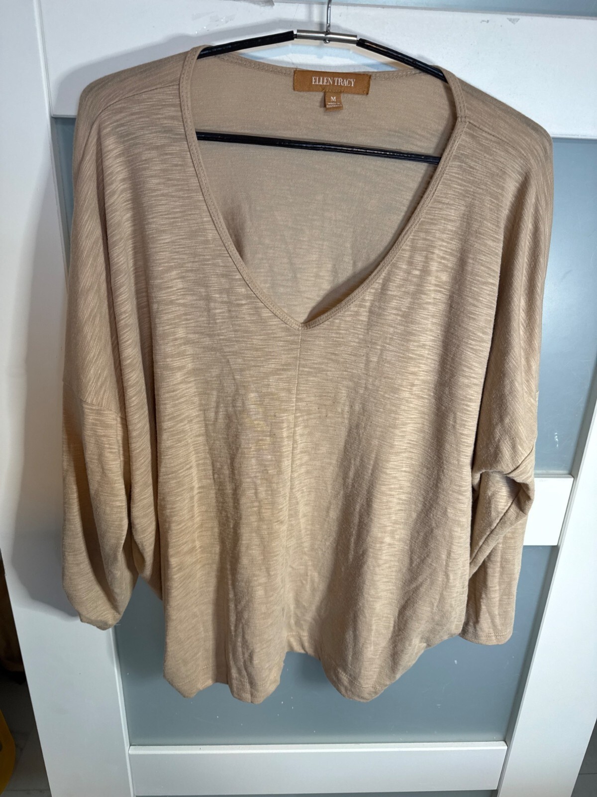 Ellen Tracy Beige V-Neck Lightweight Loose Fit Womens Top M                44-50