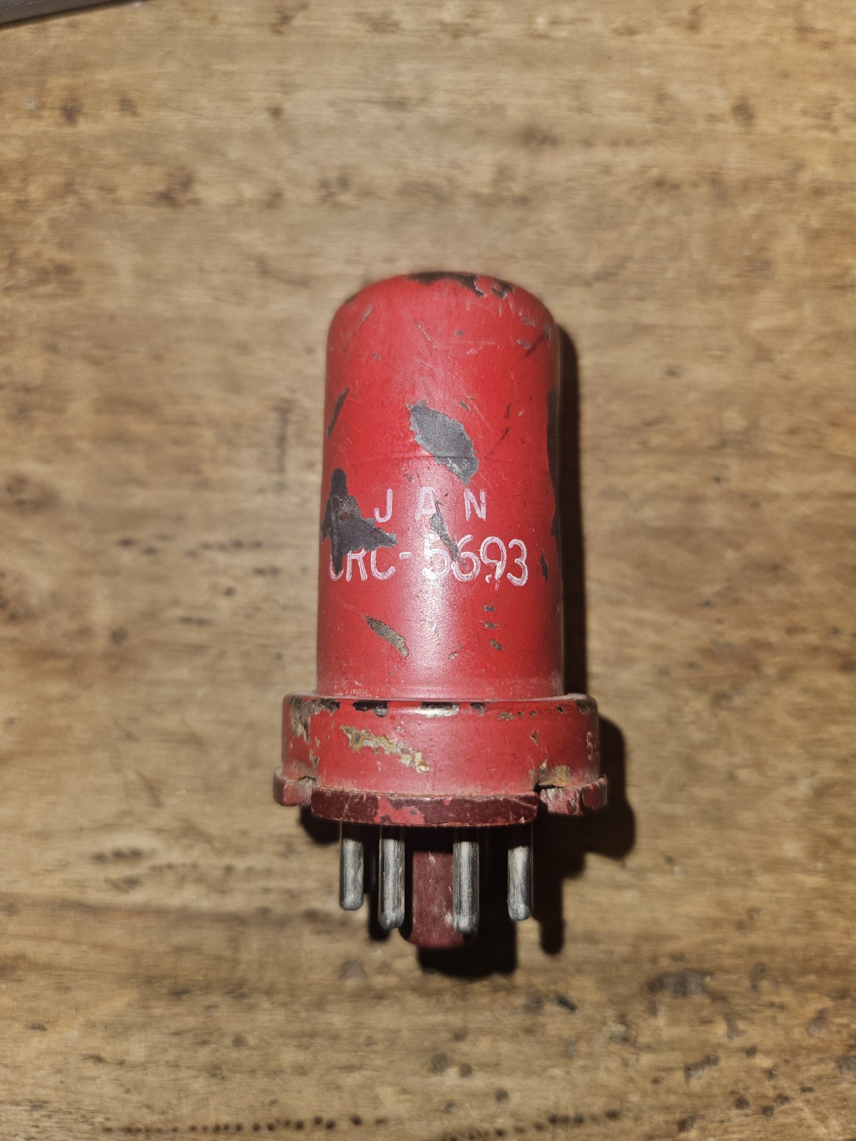 VINTAGE RCA JAN-CRC 5693 6SJ7 RED METAL MILITARY VACUUM TUBE TEST FANTASTIC