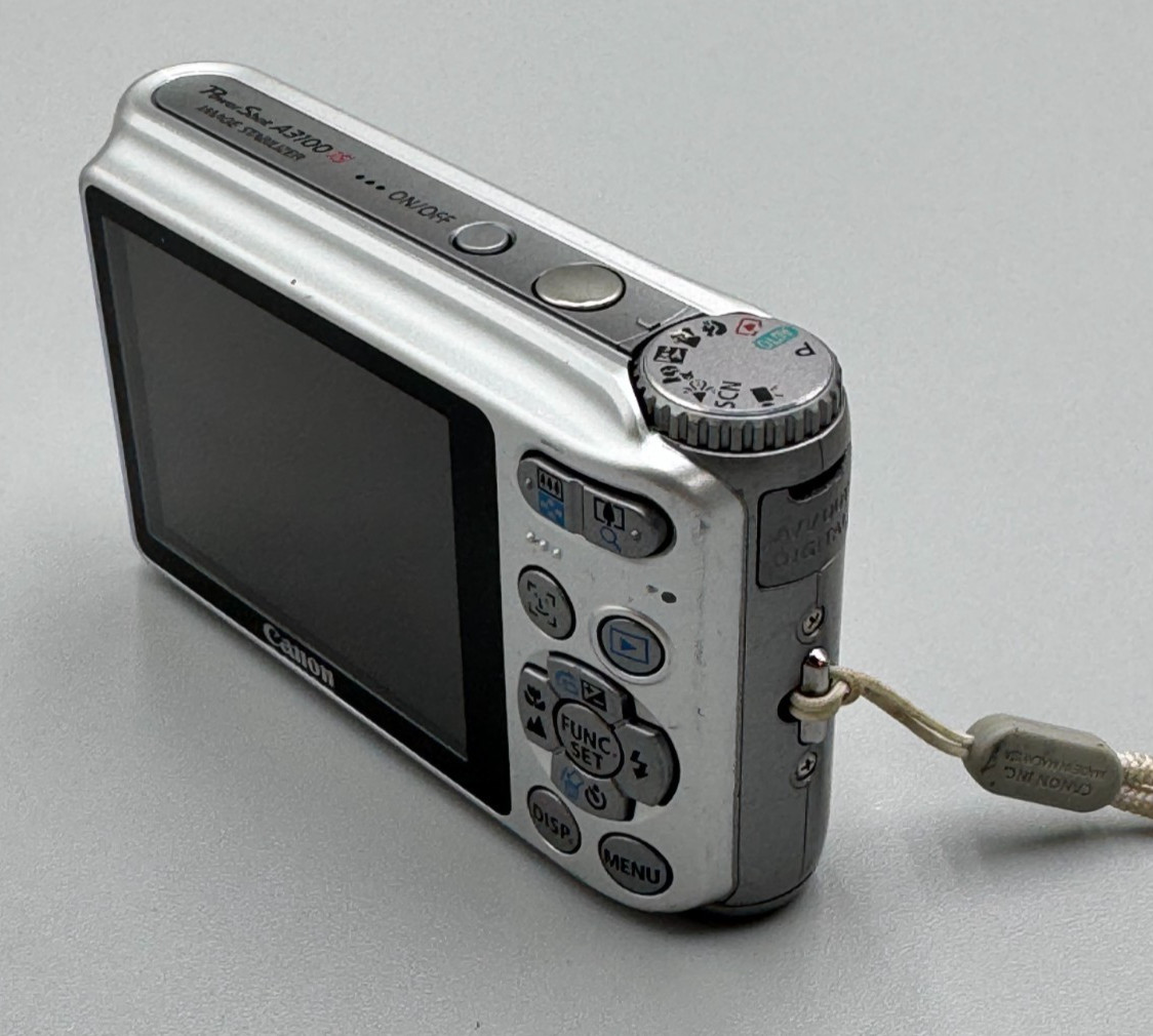 Canon PowerShot A3100 IS 4x Optical Zoom 12.1 MP Digital Camera Silver W.Batt B-