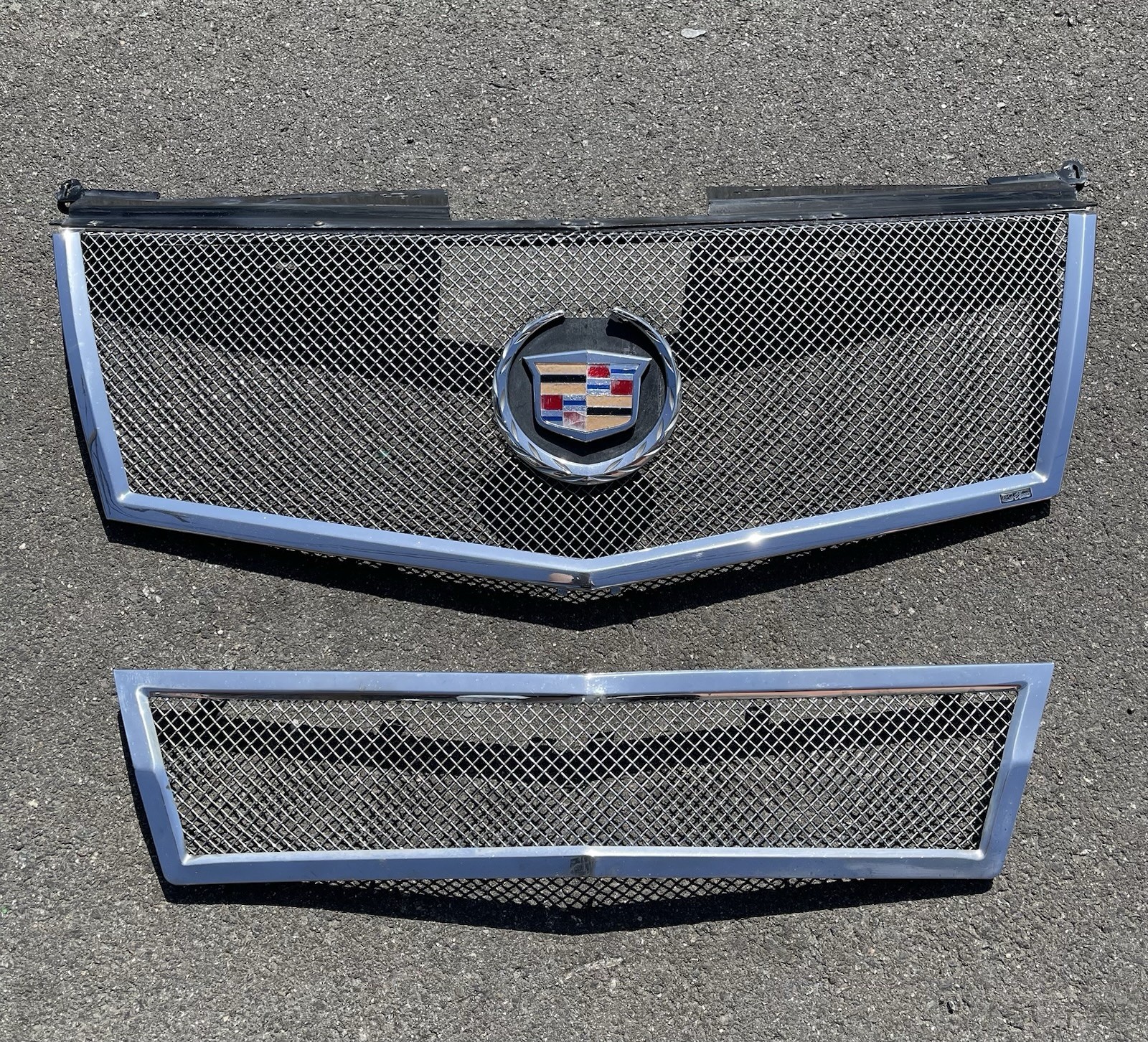 2008-2012 Cadillac CTS Sedan Mesh E&G Front Radiator Upper Lower Grille Set 2008-2012 Cadillac CTS Sedan Mesh E&G Front Radiator Upper Lower Grille Set