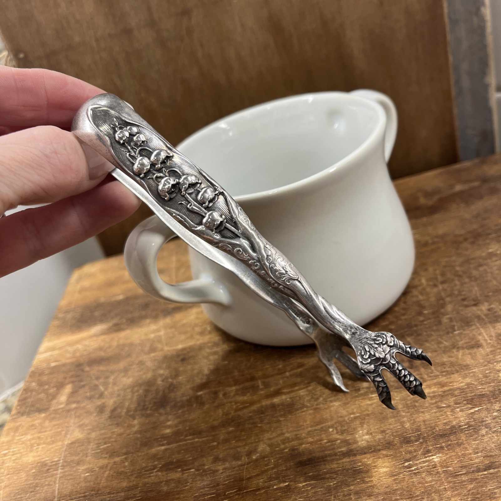 LILY OF THE VALLEY  Sterling Silver Claw Sugar Tongs 42 Grams Monogram ET