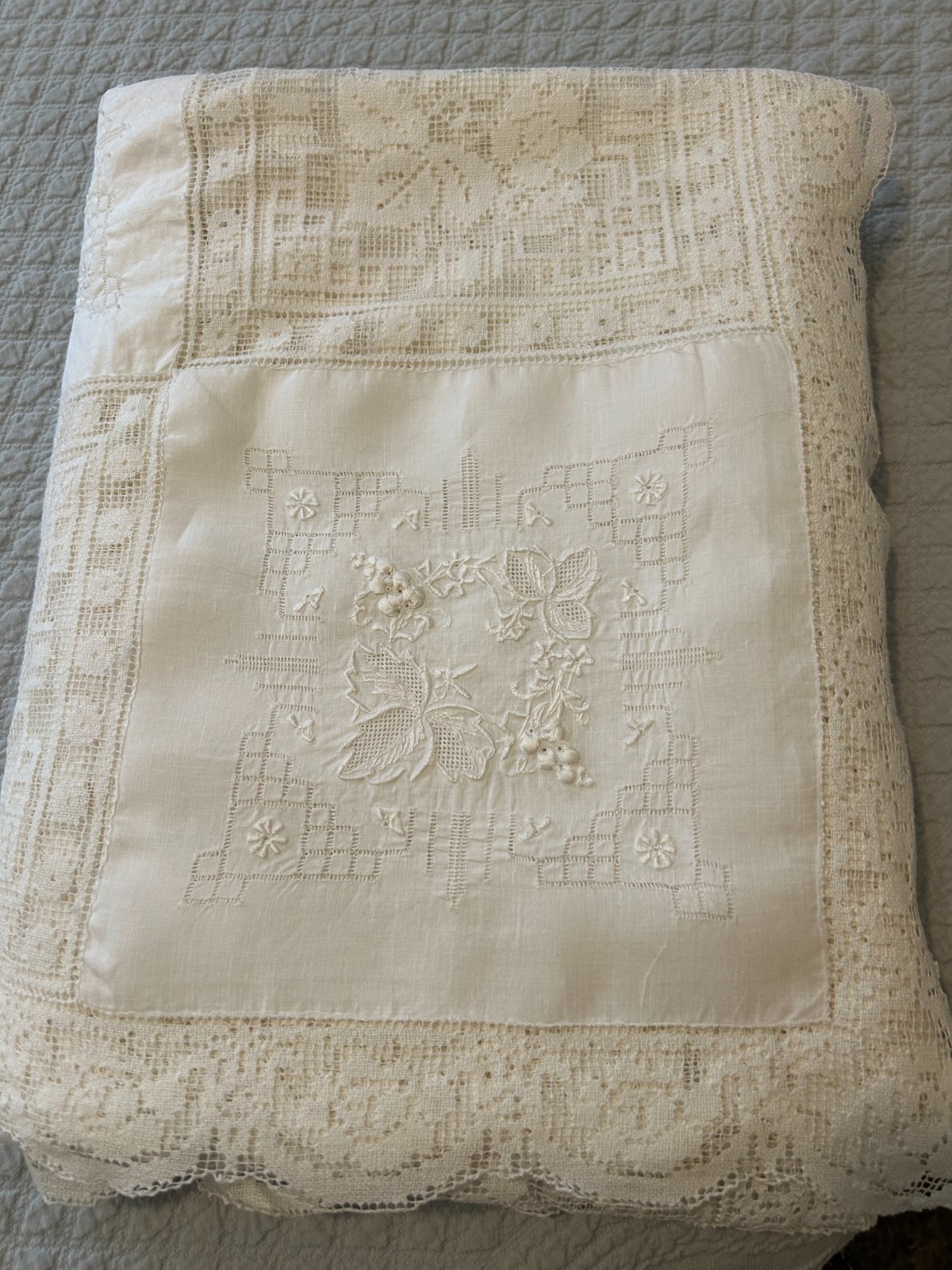 Vintage Maderia Table Cloth 93x 69 Rectangle Vintage Maderia Table Cloth 93x 69 Rectangle