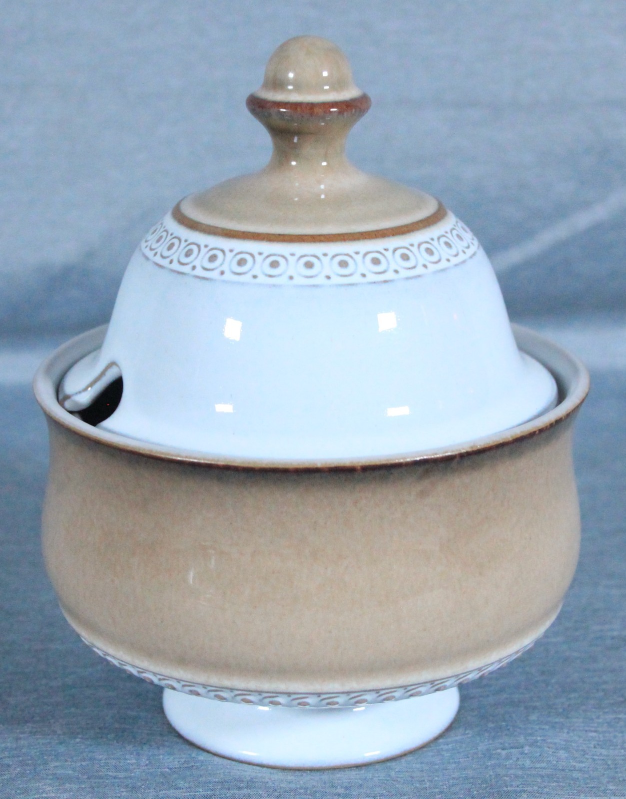 VTG 1975 RETIRED DENBY LANGLEY RENAISSANCE SEVILLE PATTERN COVERED SUGAR BOWL