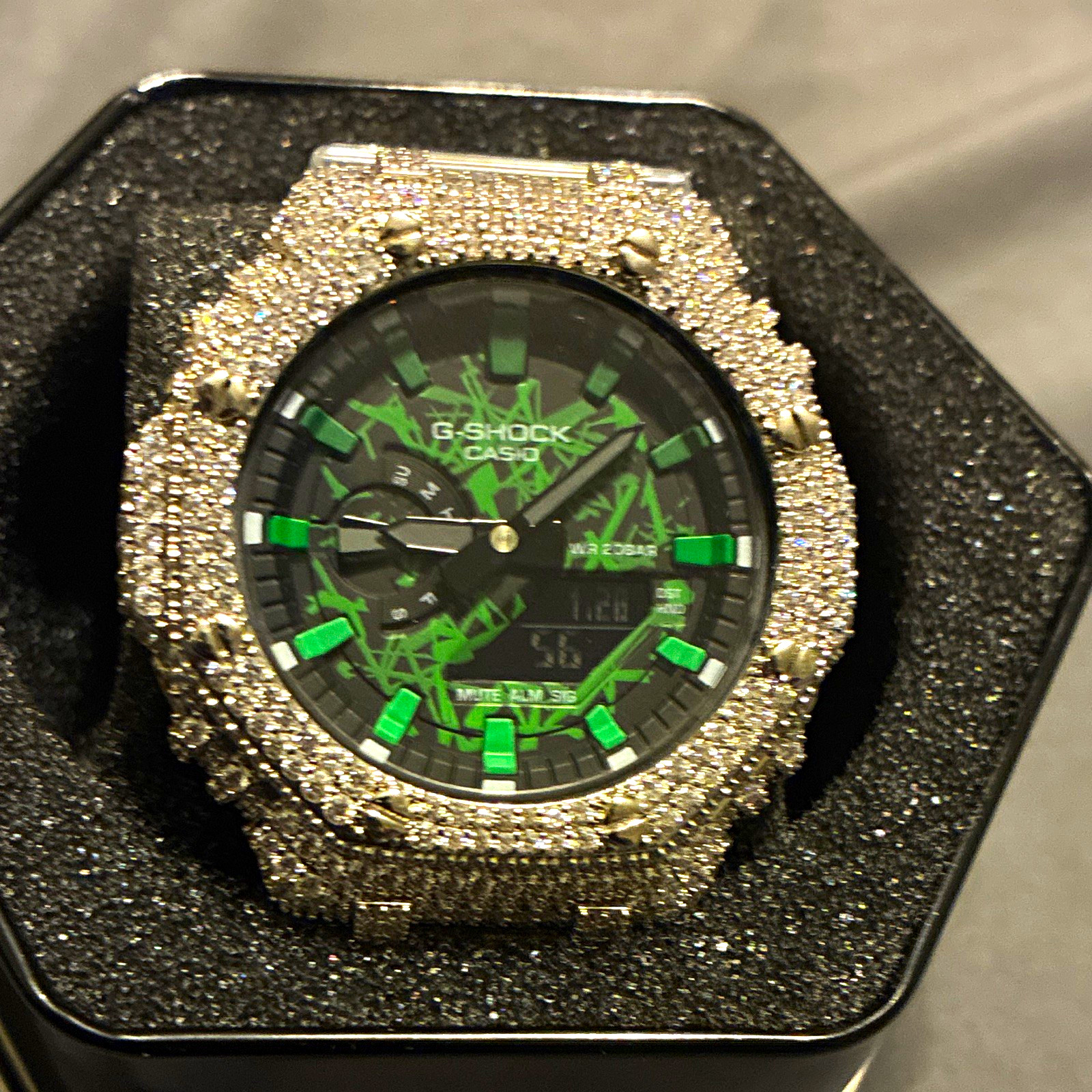 Casio G-SHOCK Analog/Digital Camo Black/Green Dial Clear Band 200m Box Casio G-SHOCK Analog/Digital Camo Black/Green Dial Clear Band 200m Box