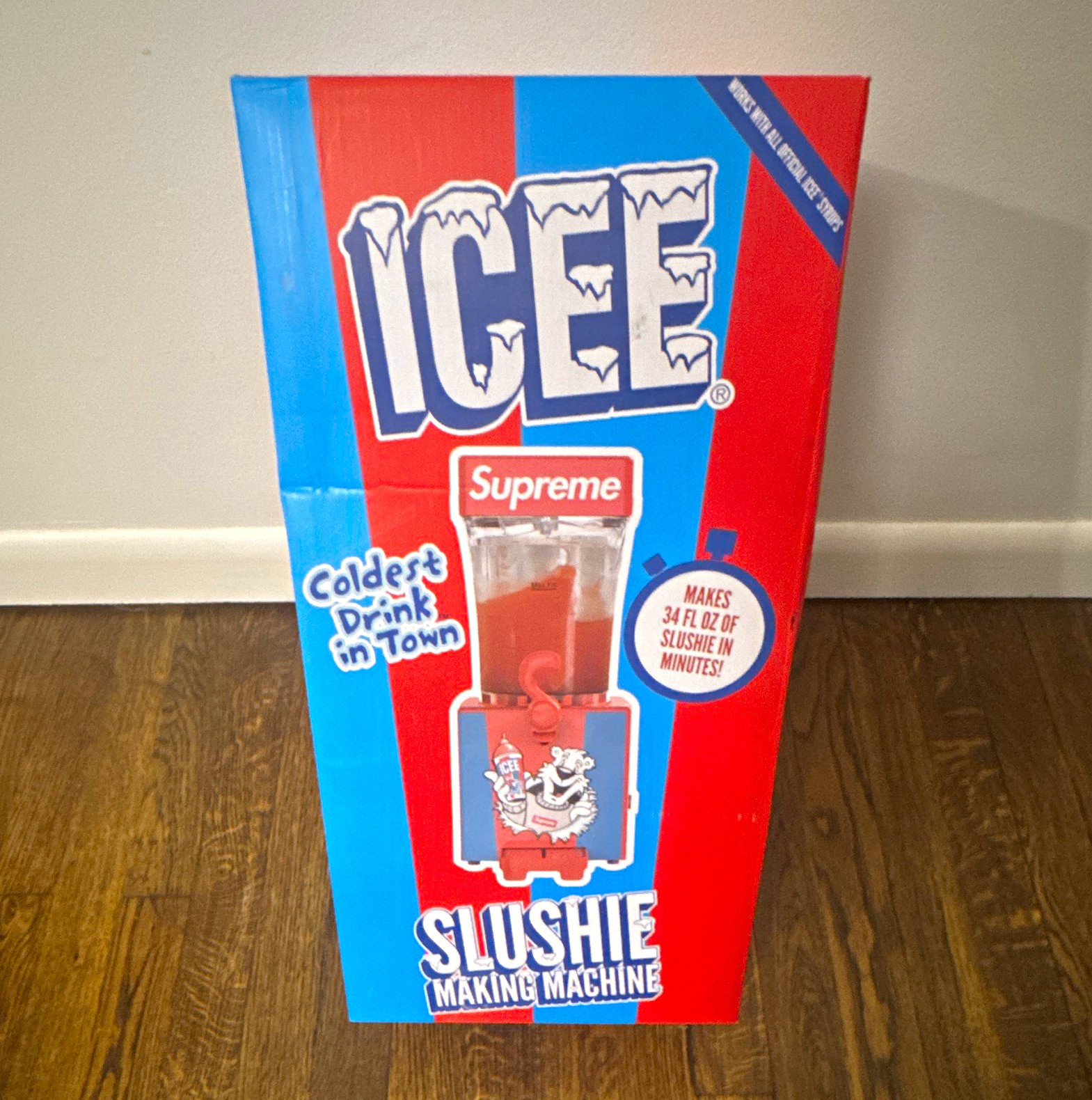 Supreme icee slushie machine with syrup Supreme icee slushie machine with syrup
