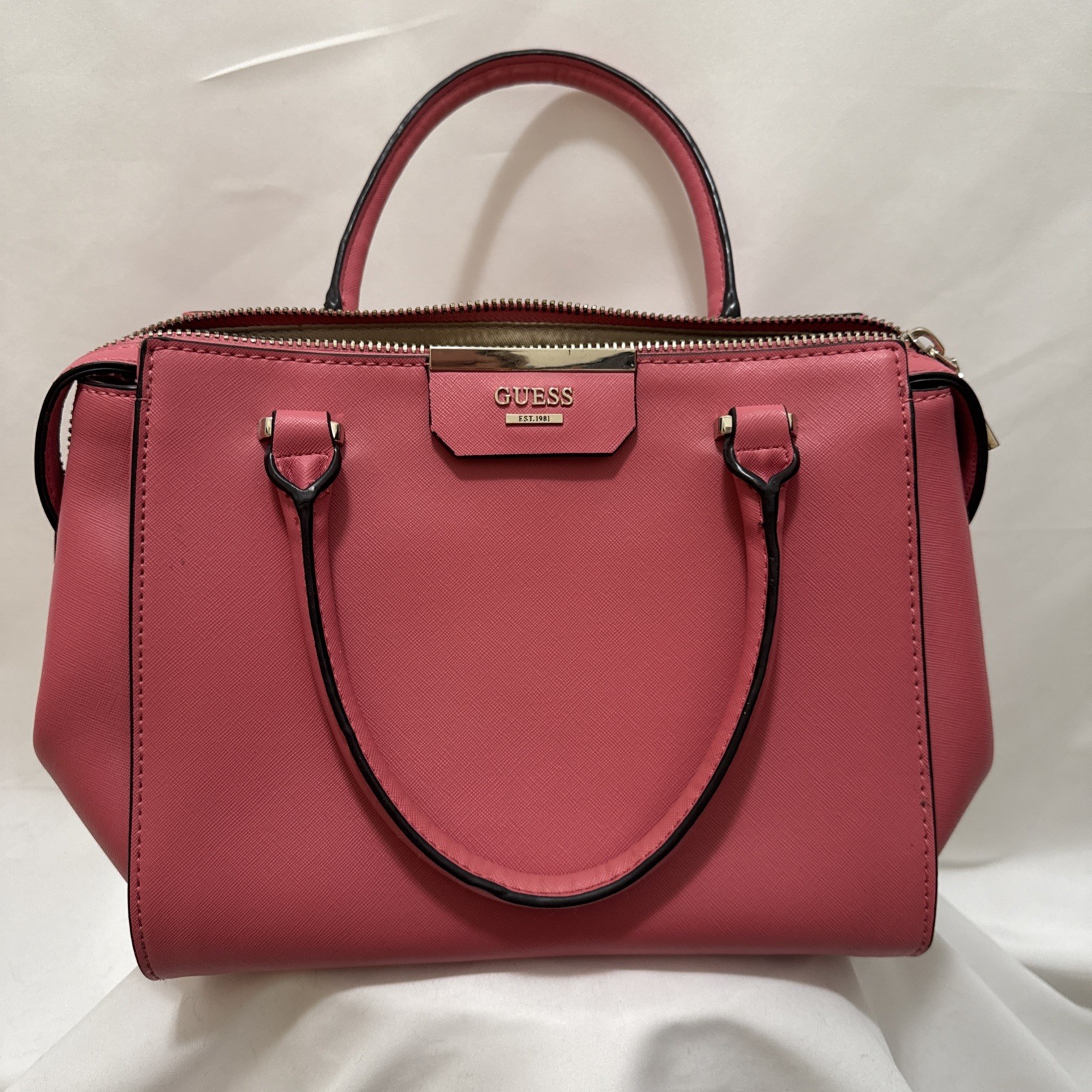 GUESS Pink Satchel Handbag Bag Small Triangle Logo Charm GUESS Pink Satchel Handbag Bag Small Triangle Logo Charm