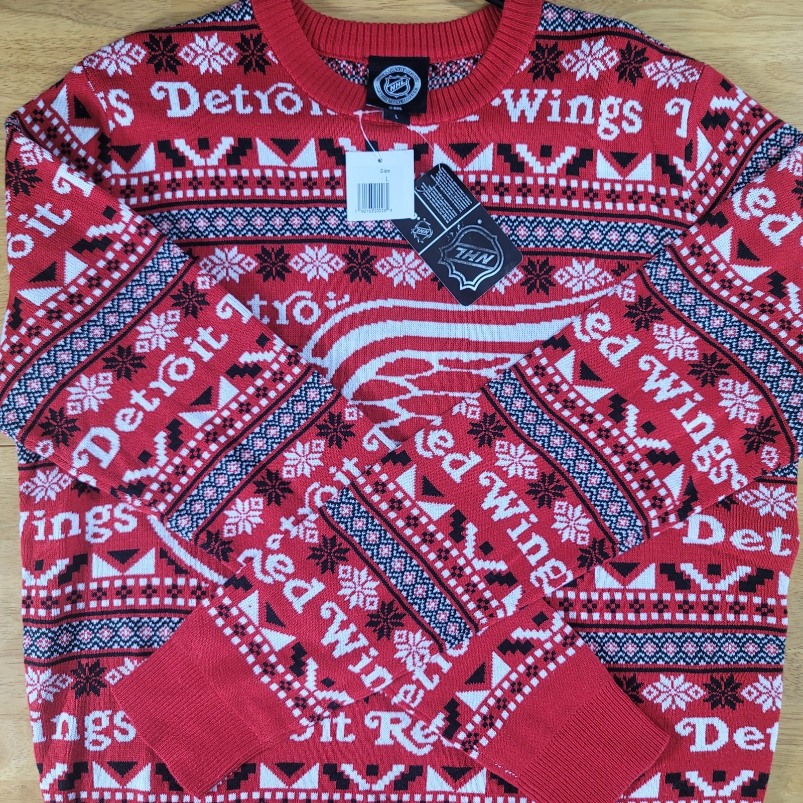 NHL Detroit Red Wings Men\'s Large Sweater Ugly Christmas holiday Multi-Color NEW NHL Detroit Red Wings Men\'s Large Sweater Ugly Christmas holiday Multi-Color NEW