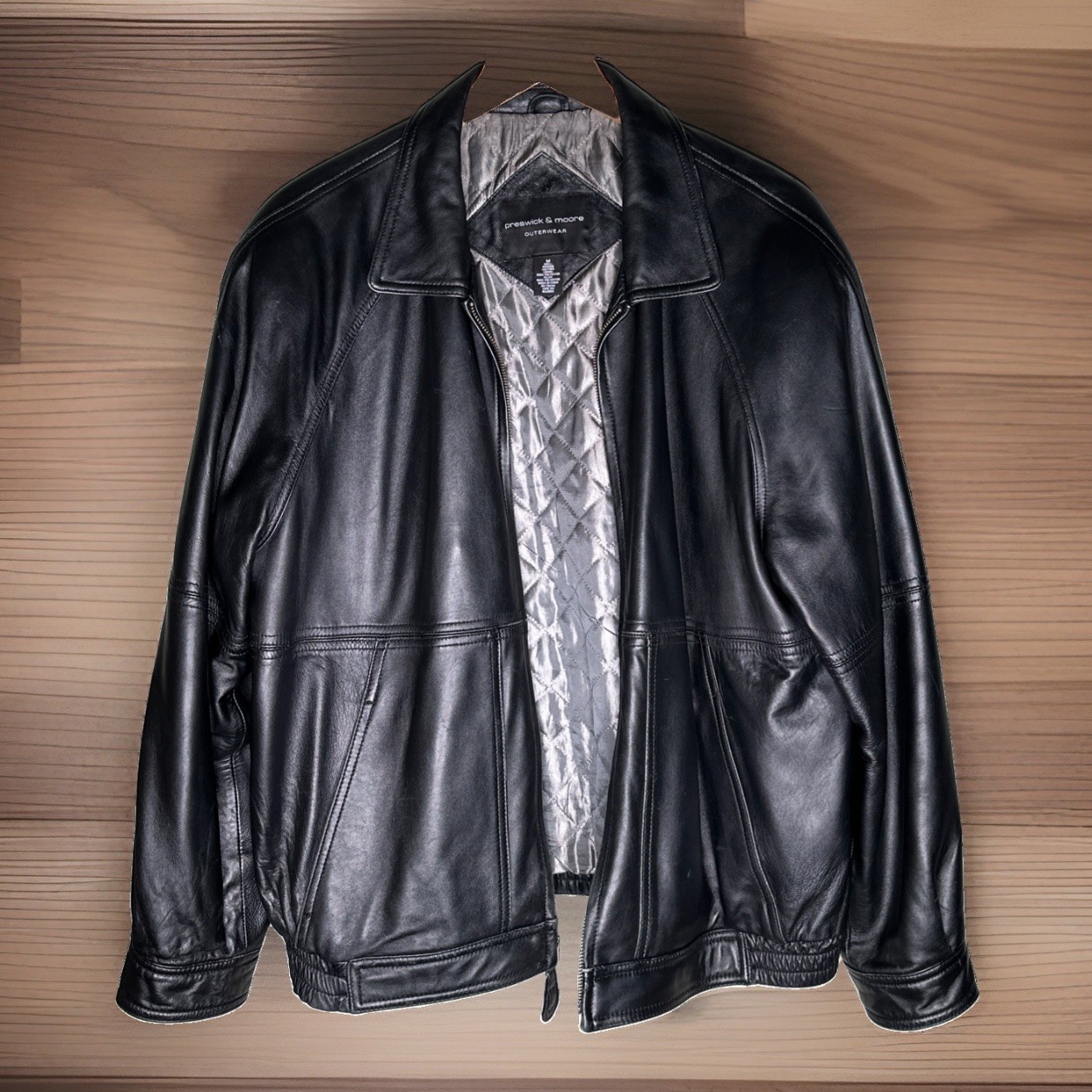 Vintage Preswick And Moore Men’s Black Leather Bomber Jacket Medium (oversized)
