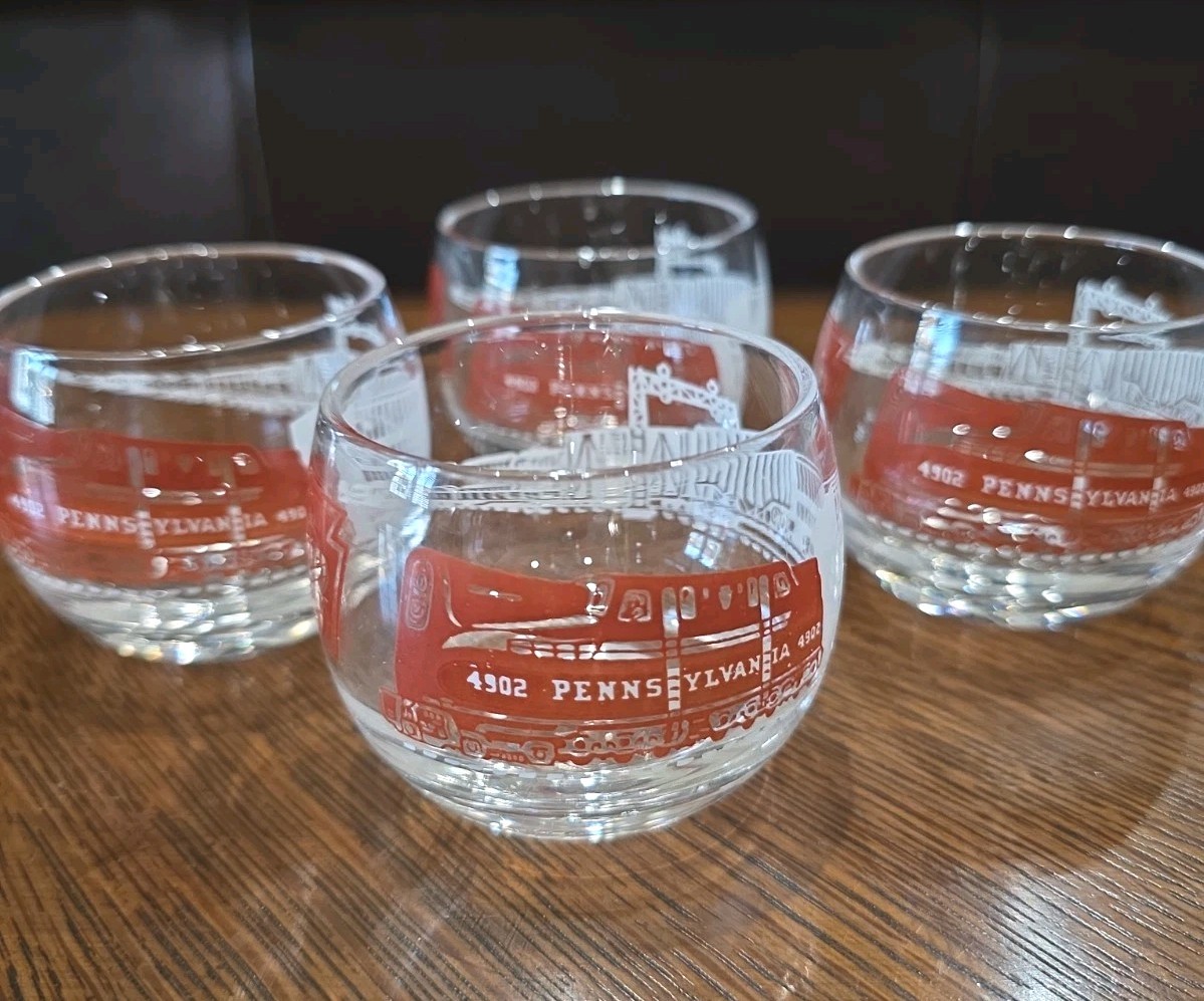 Set of 4 PENNSYLVANIA RAILROAD PRR 4902 Roly Poly Whiskey Rocks Coctail Glasses Set of 4 PENNSYLVANIA RAILROAD PRR 4902 Roly Poly Whiskey Rocks Coctail Glasses