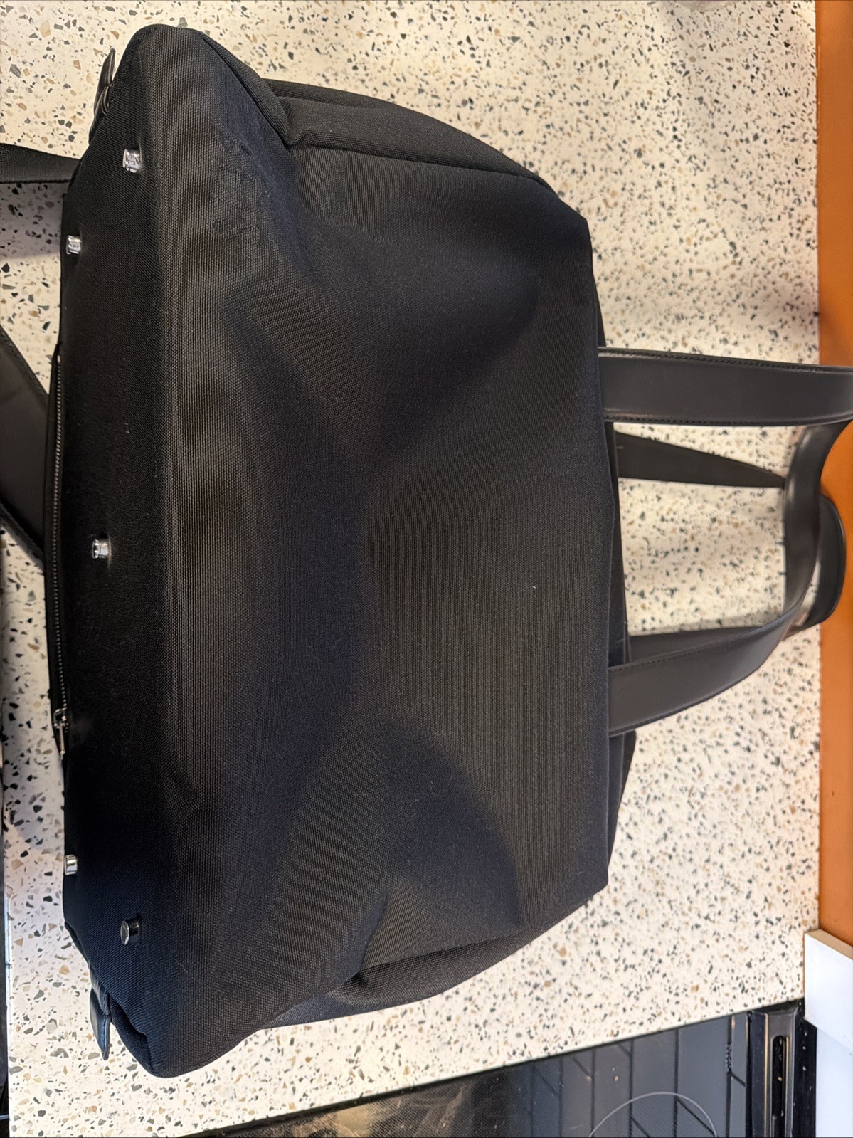 Beis The Ultimate Travel Duffle in Black New Missing The Belt