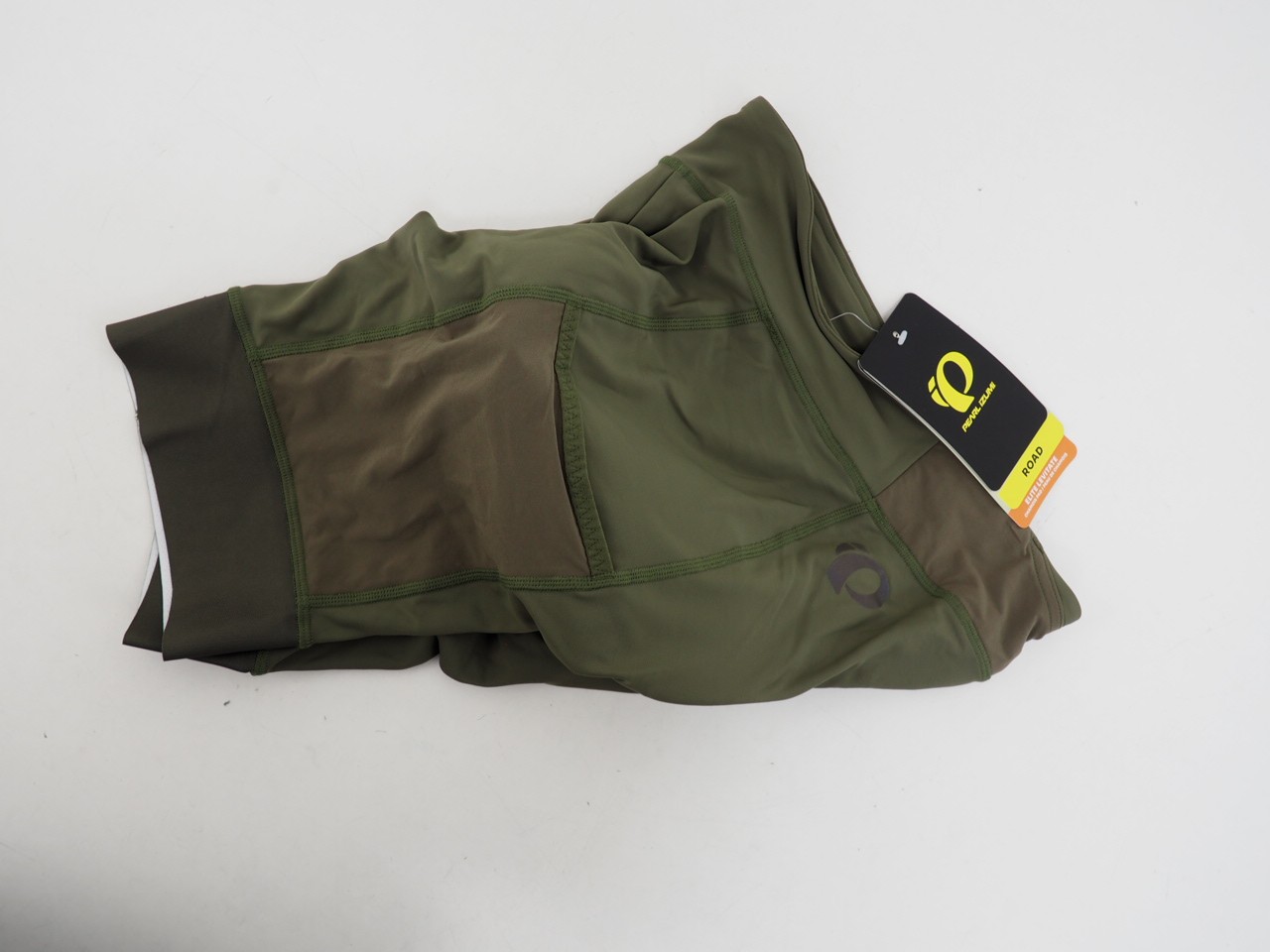 NEW Pearl Izumi Expedition Cargo Cycling Short Men's Medium Olive Night Green