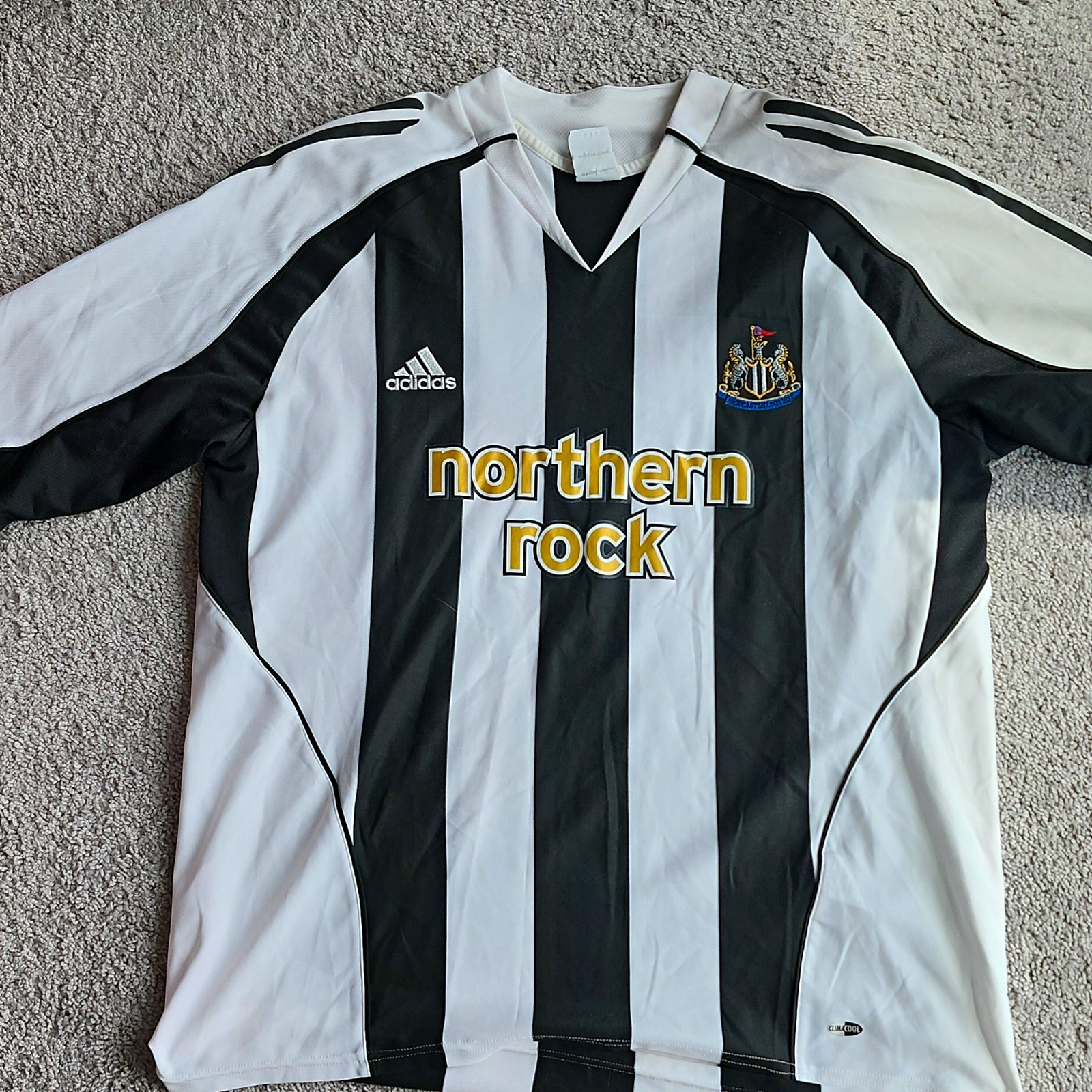 adidas Newcastle United Soccer Jersey Black/White Northern Rock Climacool XL adidas Newcastle United Soccer Jersey Black/White Northern Rock Climacool XL