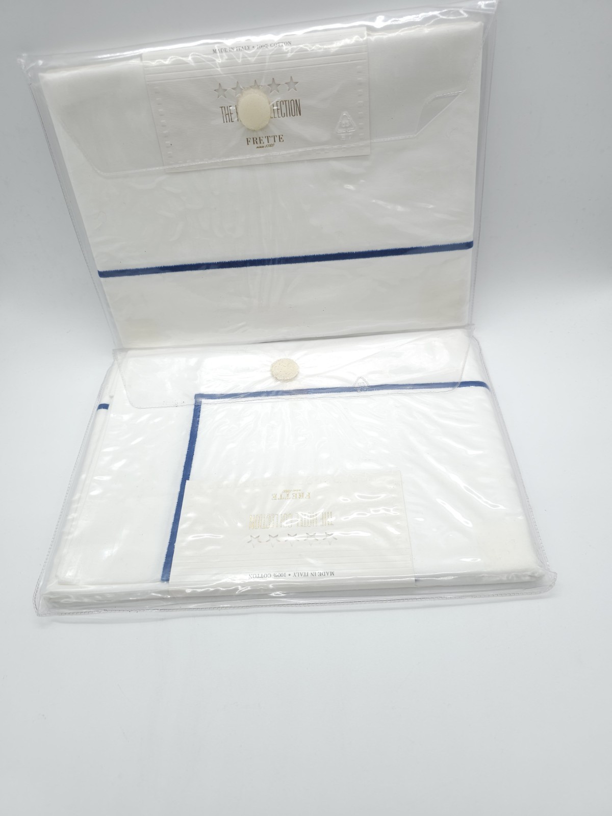 FRETTE  Hotel One Bourdon Euro Sham White Dark Blue Set of 2 shams New GL025024