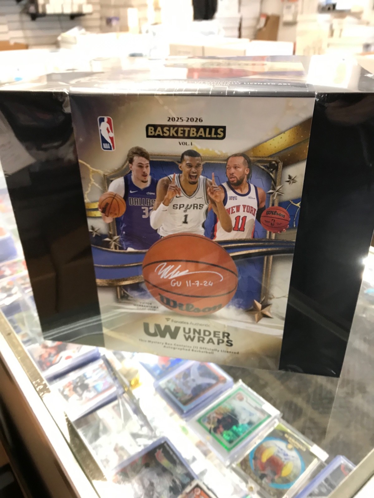2025 Fanatics Under Wraps Basketball Auto Signed 🏀 Mystery Box NEW Unopened 2025 Fanatics Under Wraps Basketball Auto Signed 🏀 Mystery Box NEW Unopened