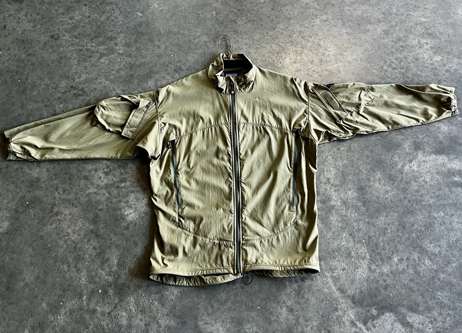 Patagonia MARS Slingshot Jacket Mens XL Alpha Green USA Military 19016F6 Rare