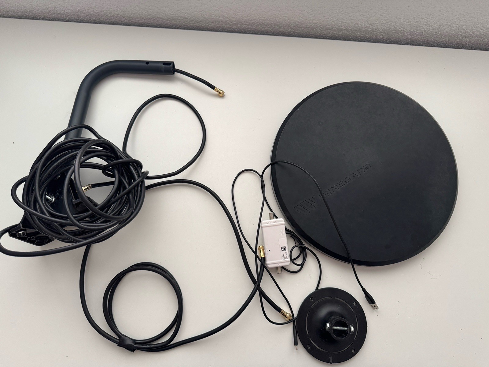 Winegard Elite 360 MS6000D Amplified Omnidirectional Outdoor HDTV Antenna