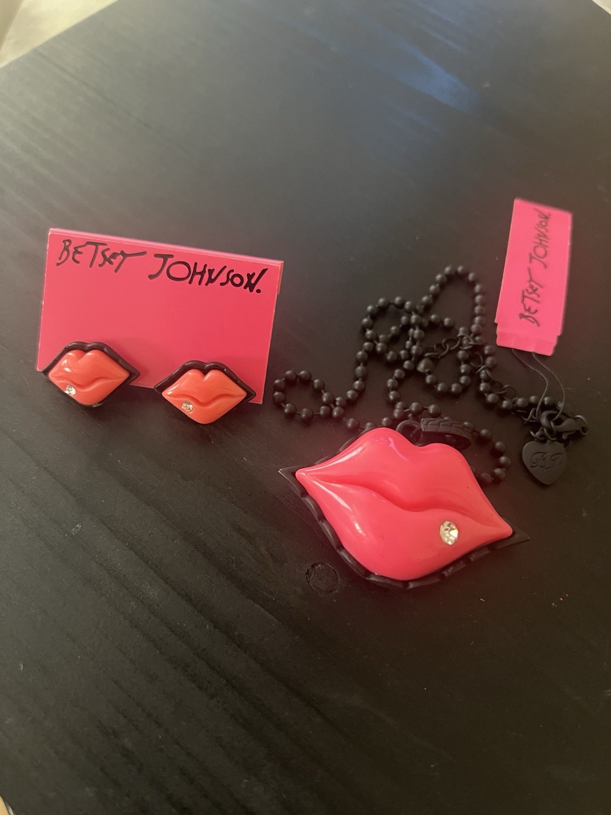 Betsey Johnson 2 Piece First Date Earrings Necklace Set Rare- 15