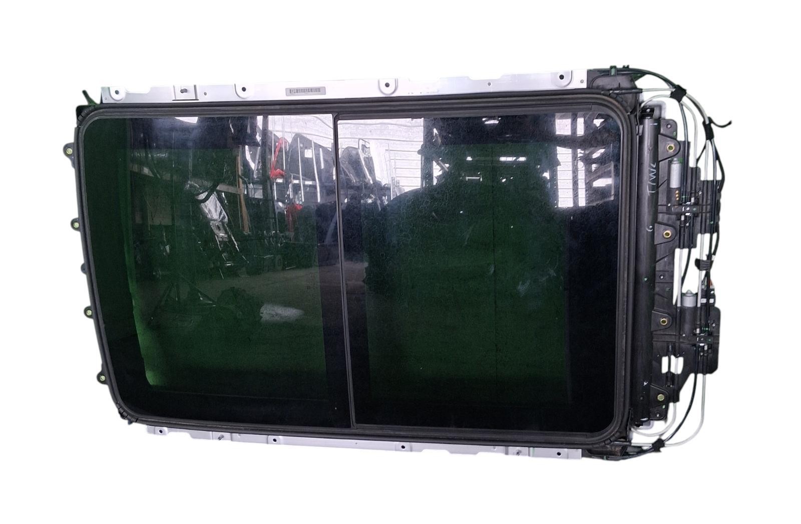 2018-2024 CHEVROLET EQUINOX Roof Glass front  