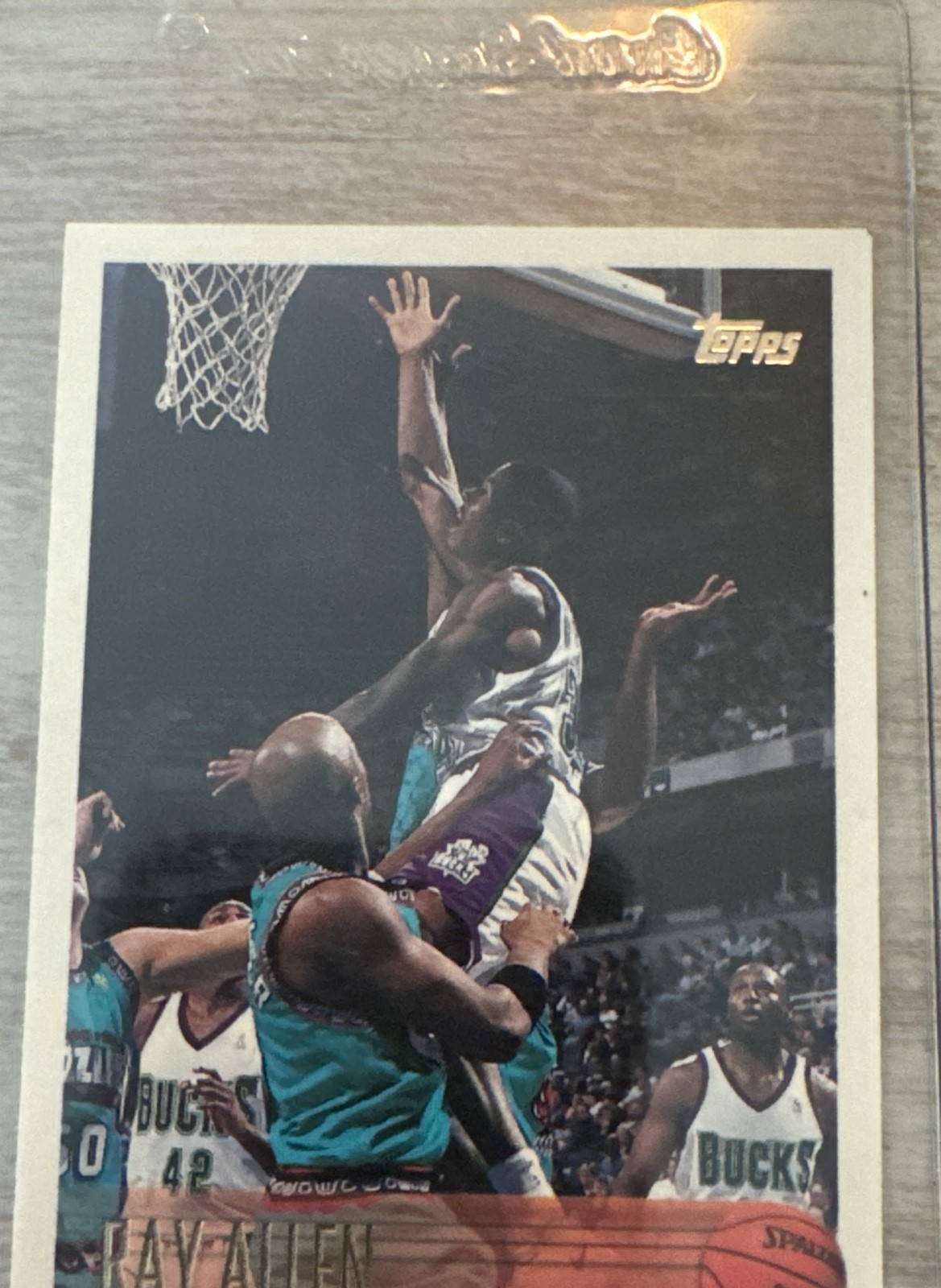 1996-97 Topps - Ray Allen #217 (RC) 1996-97 Topps - Ray Allen #217 (RC)