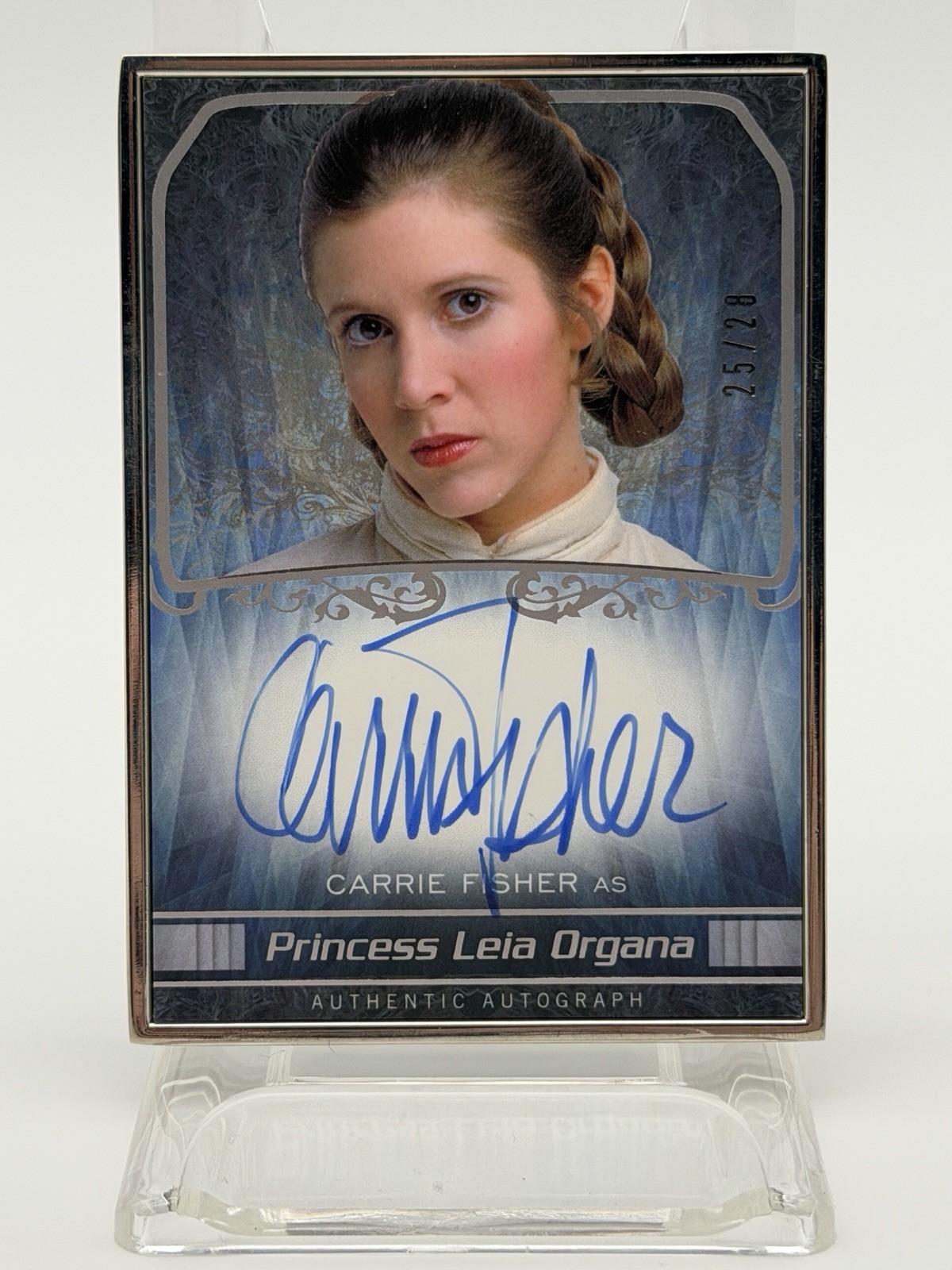 2015 Topps Star Wars Masterwork AUTO Carrie Fisher Princess Leia /28 SILVER RARE