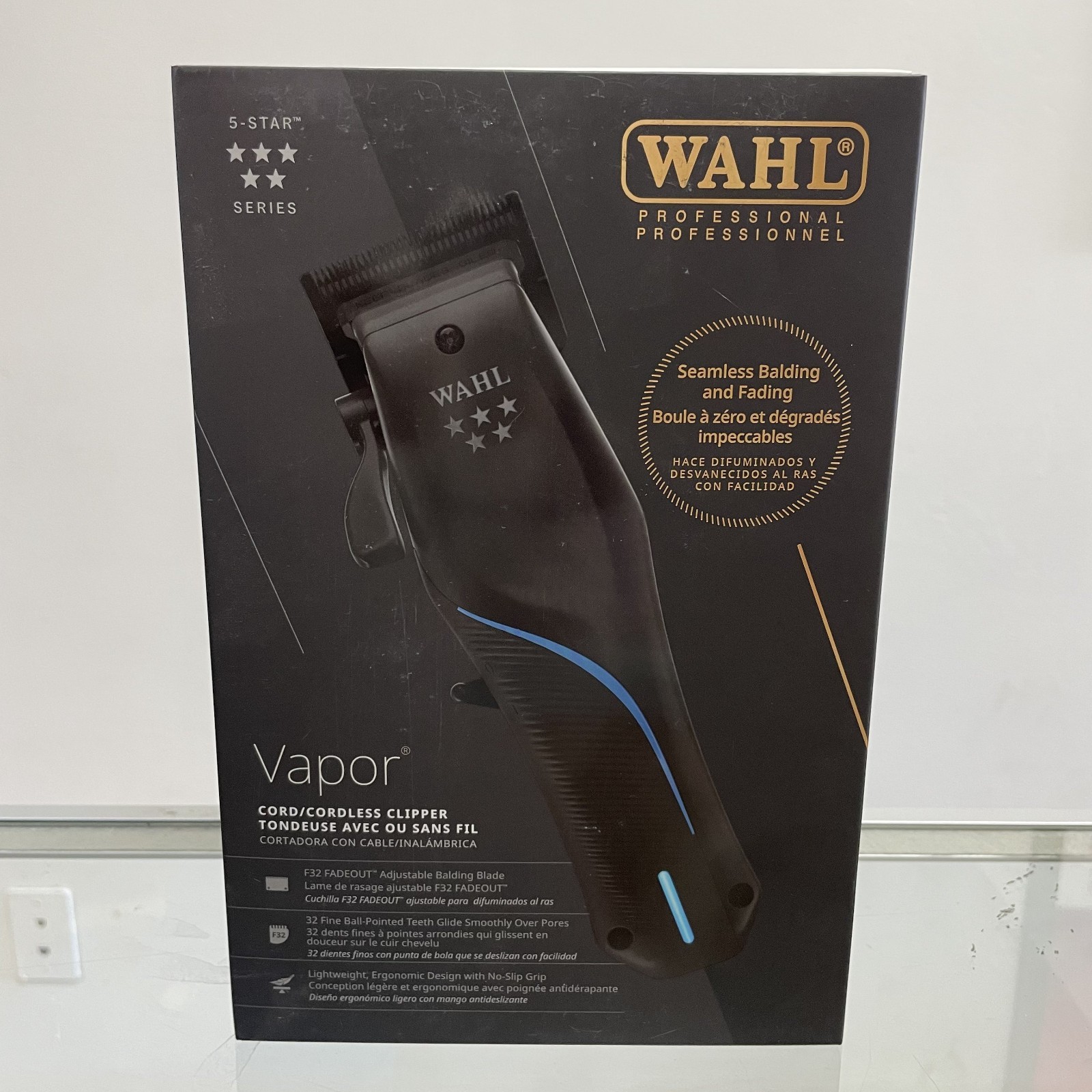 Wahl Professional Vapor Cordless Clipper with  F32 FadeOut Blade (3026480)
