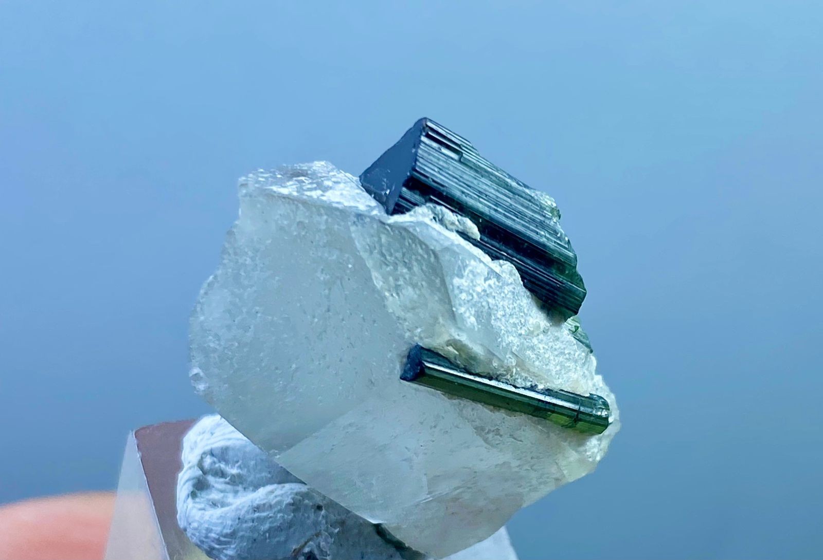 Beautiful Natural Tourmaline With Quartz Crystal Specimen From Afghanistan 33 Ct Beautiful Natural Tourmaline With Quartz Crystal Specimen From Afghanistan 33 Ct