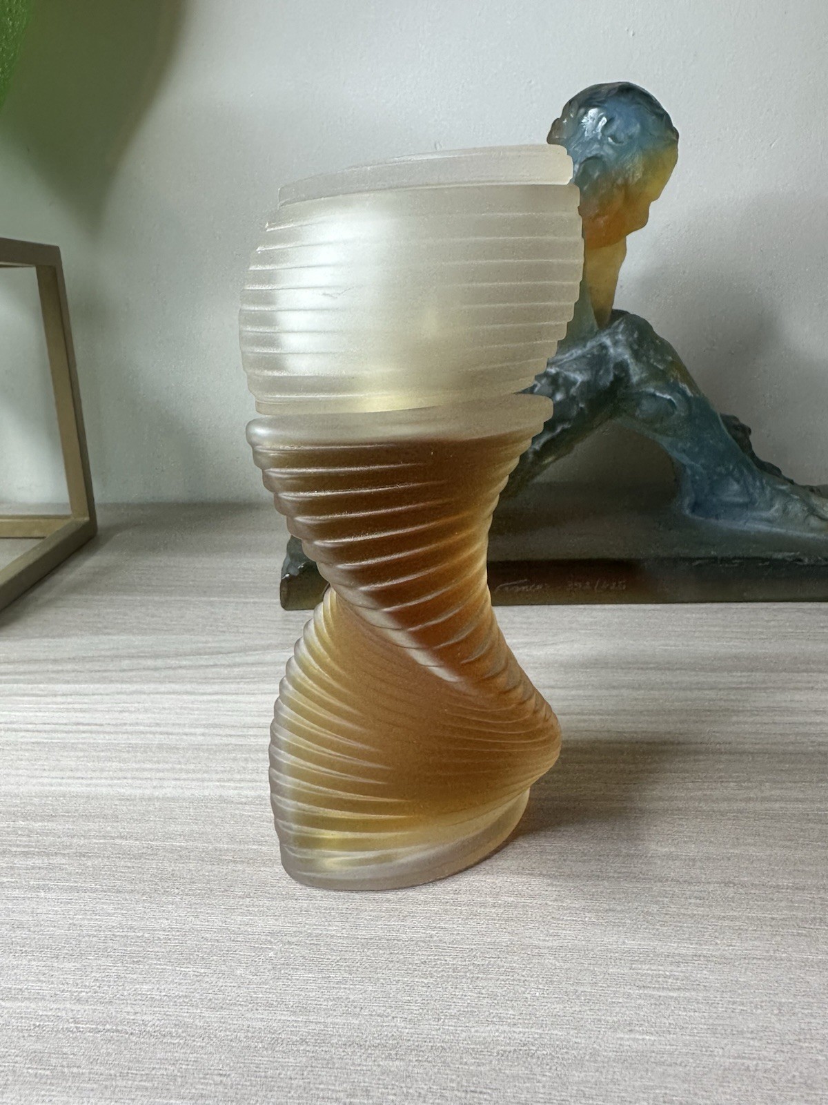 VINTAGE Claude Montana Montana EDT Eau Parfume De Peau 100ml VINTAGE Claude Montana Montana EDT Eau Parfume De Peau 100ml