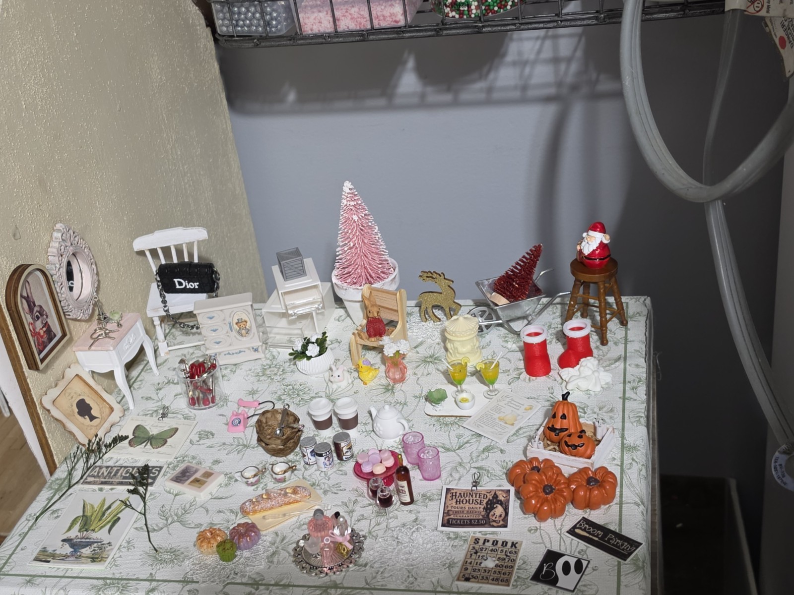 1:12 SCALE DOLLHOUSE MINIATURE ACCESSORIES & FURNITURE BUNDLE 