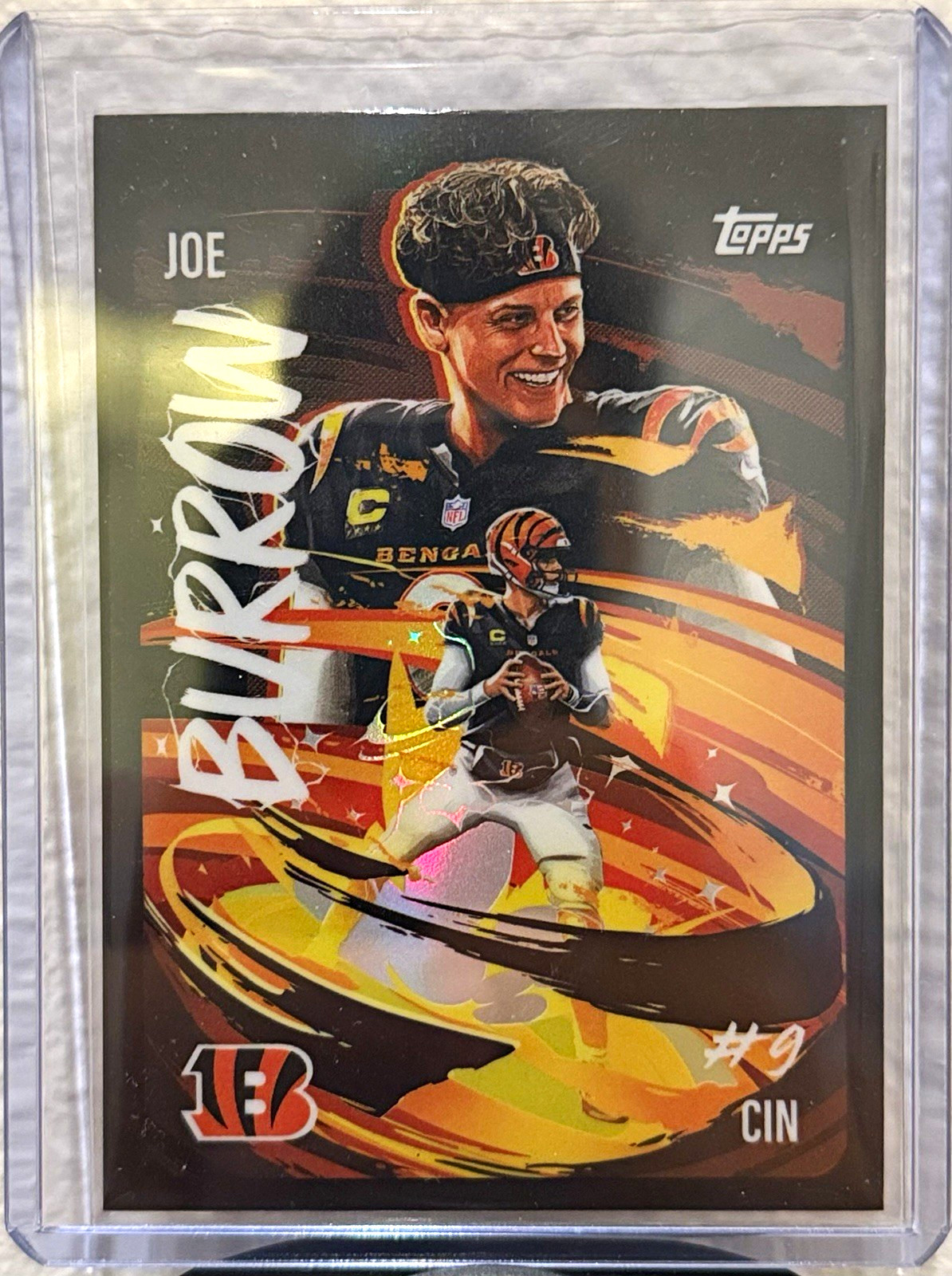 Topps 2025 Chrome Joe Burrow Ultra Violet Case Hit UV-17 Topps 2025 Chrome Joe Burrow Ultra Violet Case Hit UV-17