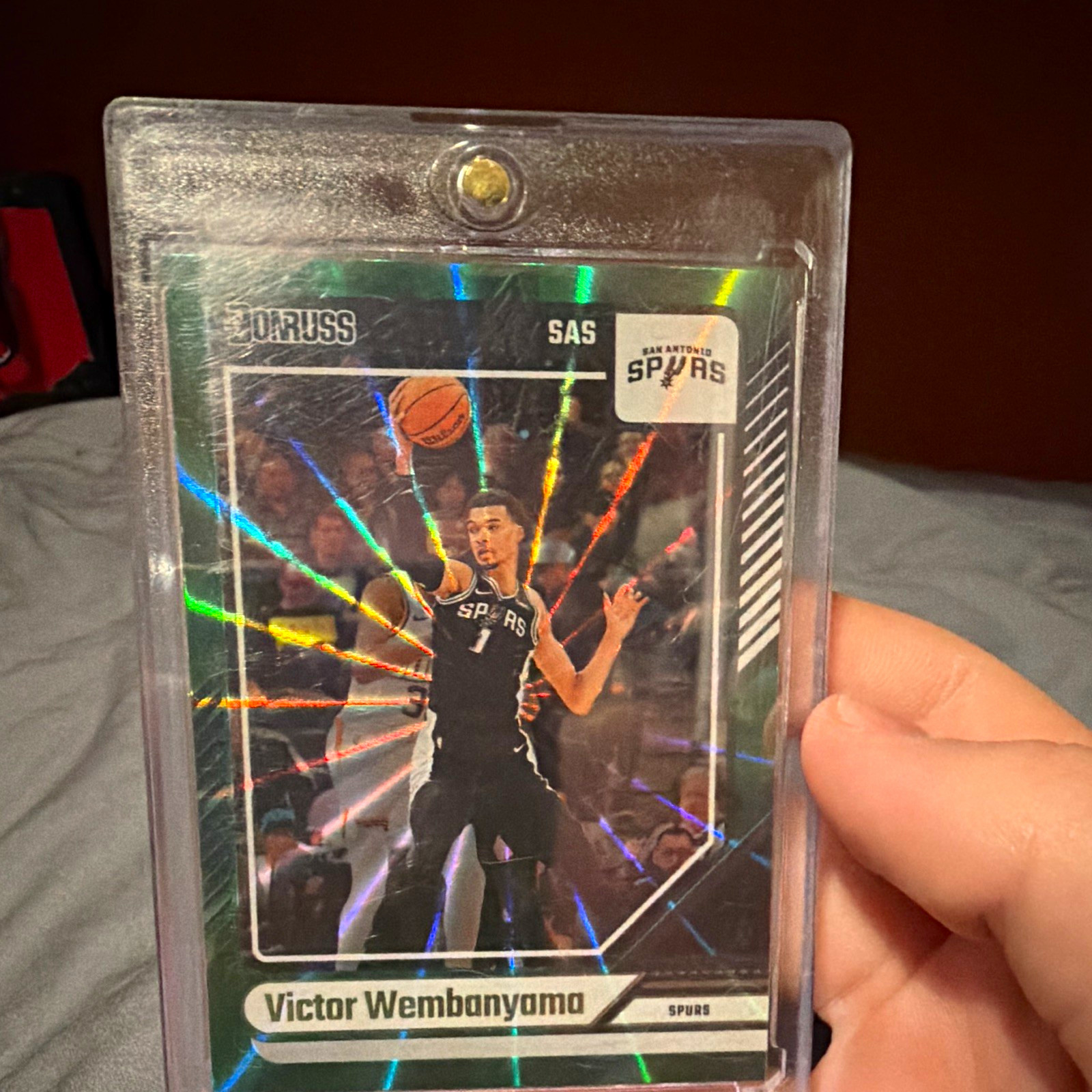 2024-25 Panini Donruss Victor Wembanyama Spurs #6 Holo Green Laser