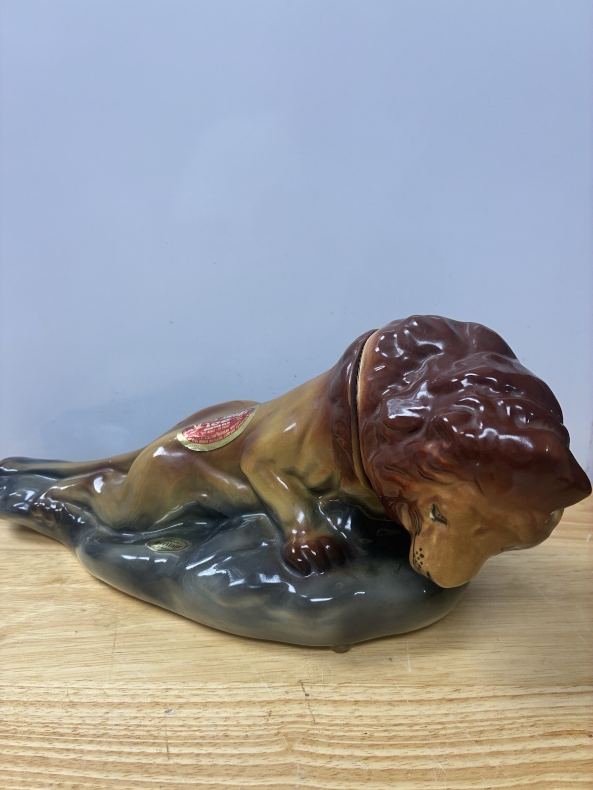 Vintage 1971 Ezra Brooks Lion on the Rock Heritage China Whiskey Decanter Empty