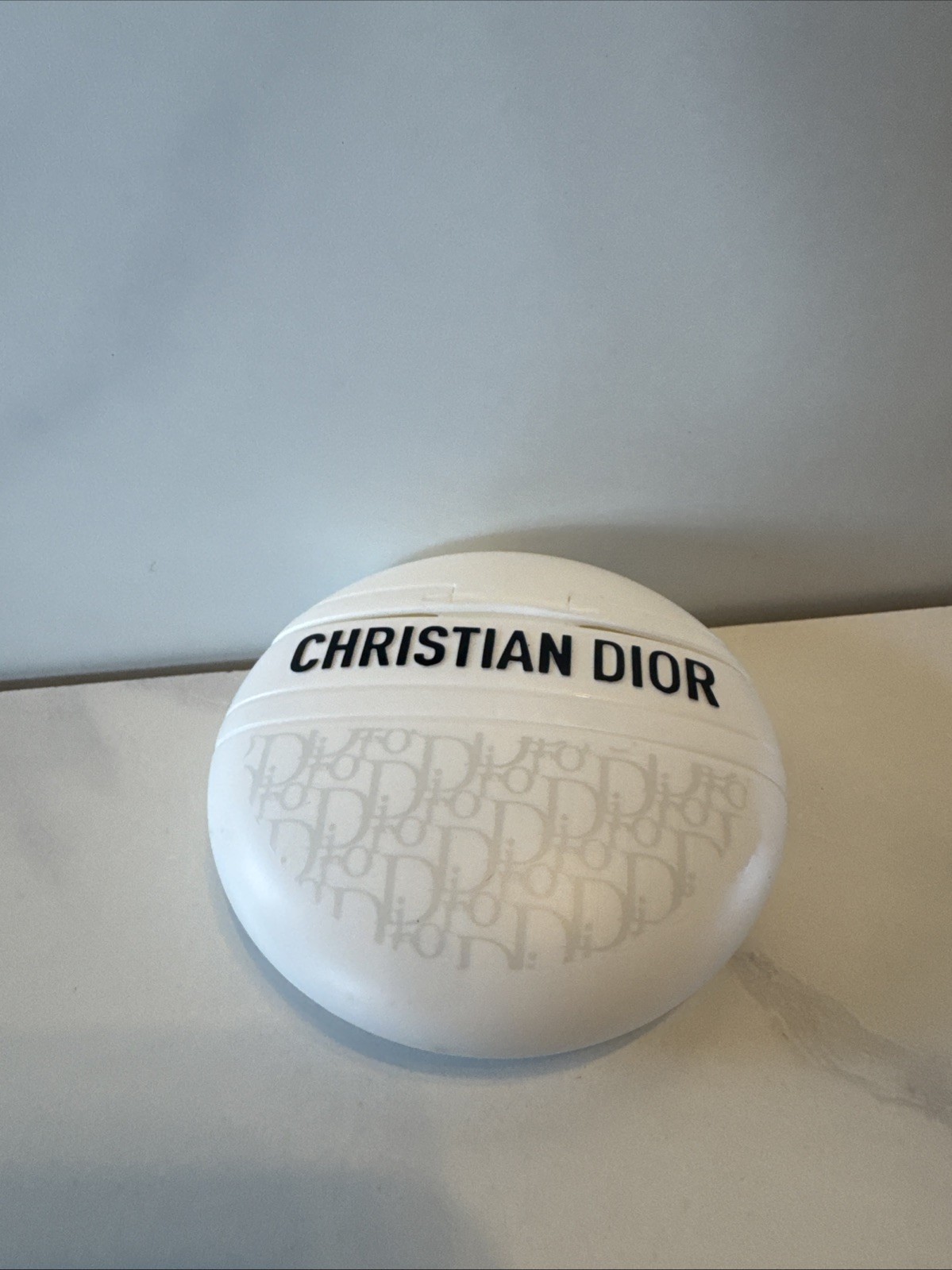Christian Dior Le Baume The Balm Moisturizer Hands Lips Body 1.7 fl oz No Box Christian Dior Le Baume The Balm Moisturizer Hands Lips Body 1.7 fl oz No Box