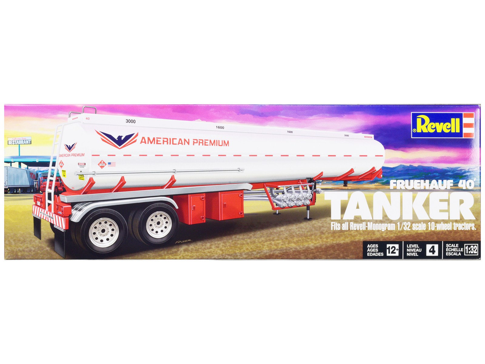 Revell 14536 1/32 Level 4 Model Kit Fruehauf 40\' Tanker Trailer