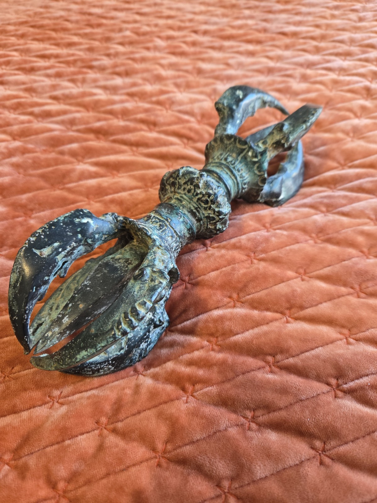 Antique Tibetan Bronze Vajra Dorje 12