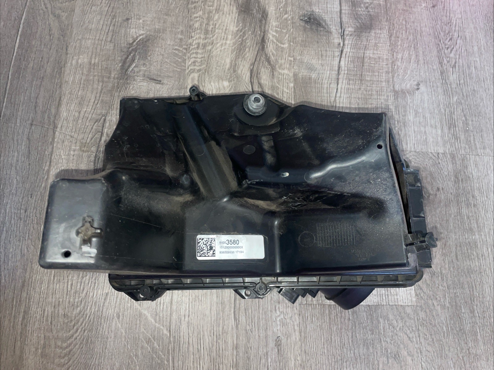 2016-2024 CHEVROLET MALIBU Air Cleaner 84003580/184 2016-2024 CHEVROLET MALIBU Air Cleaner 84003580/184