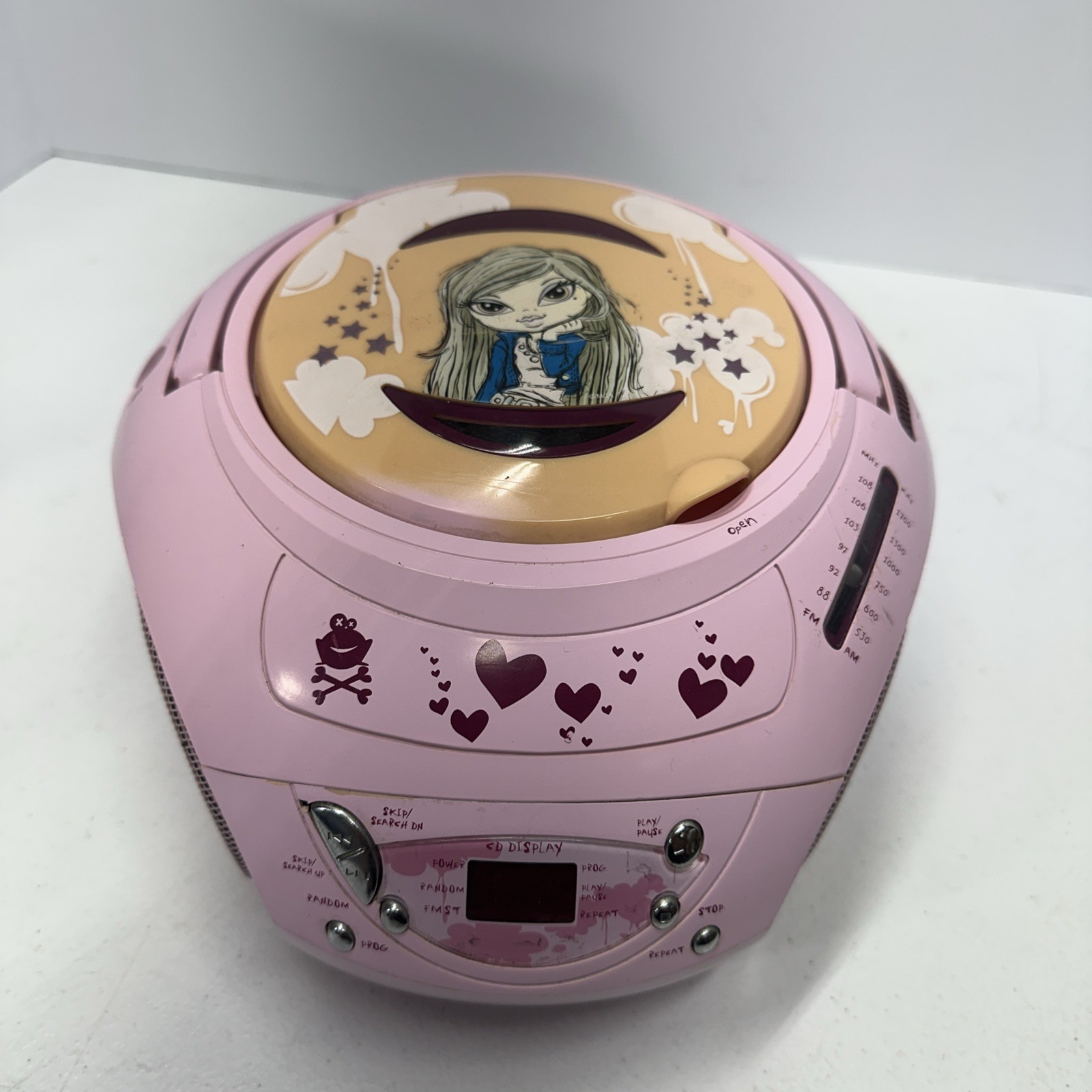 Bratz Purse Handbag Portable Boombox Radio- CDS NOT WORKING Radio Works Fine