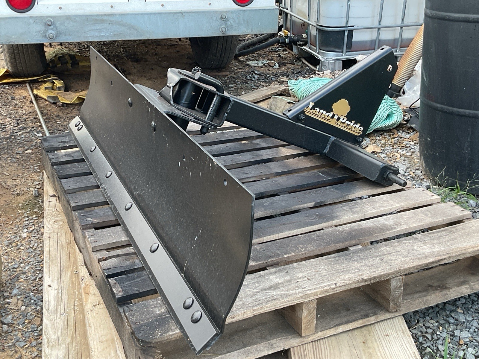 Land Pride, 60 Inch,Grader Blade. Very Good Condition. Was Not Used Very Hard. ￼
