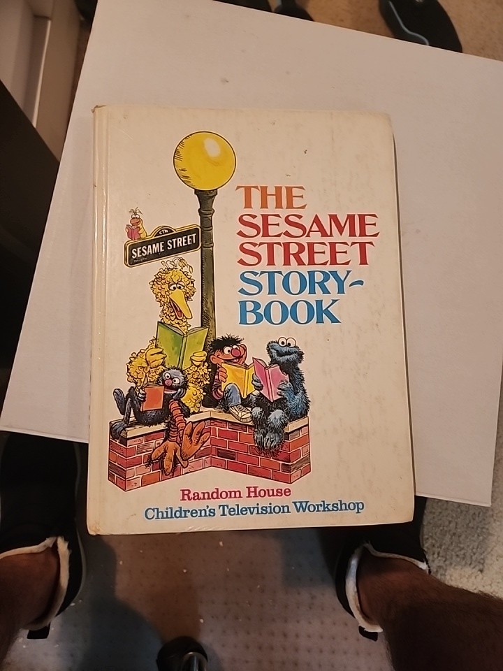 Vintage Sesame Street Storybook Jim Henson Muppets Random House 1971 Book HB Vintage Sesame Street Storybook Jim Henson Muppets Random House 1971 Book HB