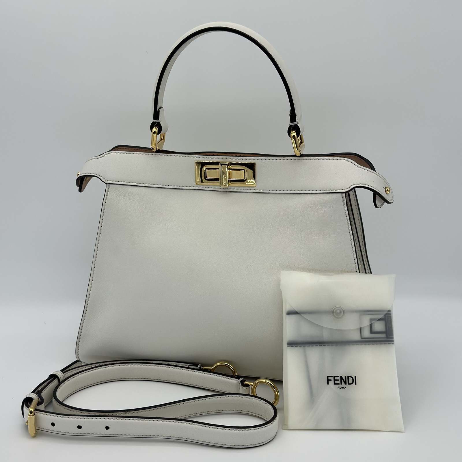 FENDI Selleria Peekaboo leather 2way bag