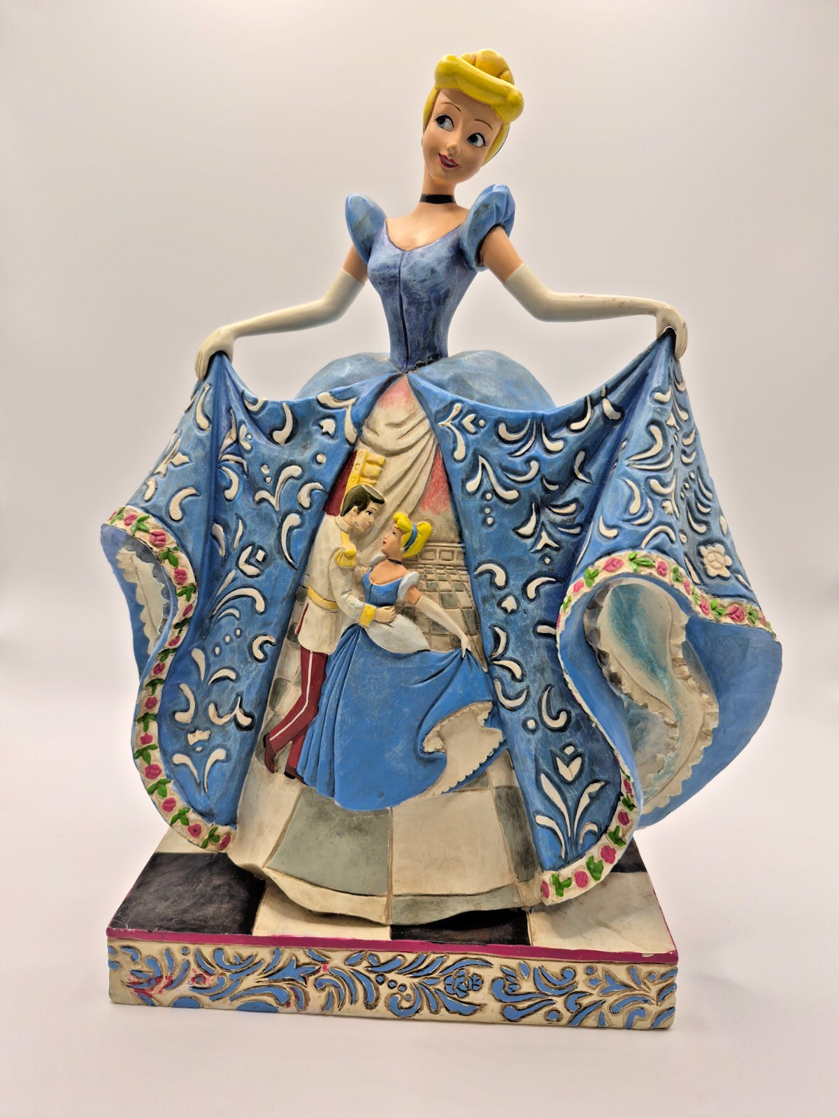 Jim Shore Disney Cinderella Romantic Waltz 4007216 Traditions Enesco Figurine