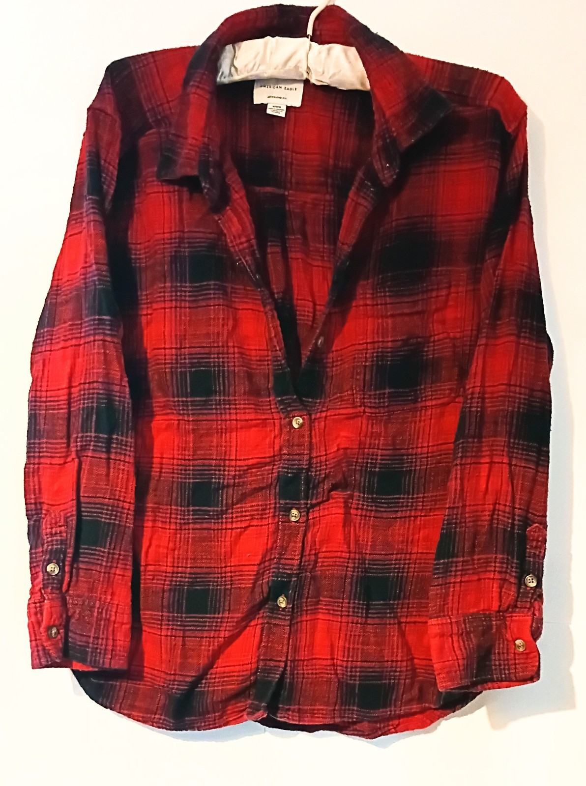  American Eagle Size M Red Black Plaid Check Boyfriend Fit Soft Flannel Shirt 