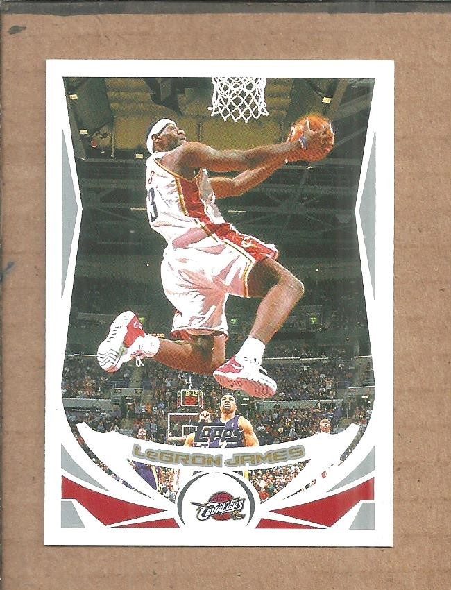 2004 TOPPS #23 LeBRON JAMES HIGH GRADE 2004 TOPPS #23 LeBRON JAMES HIGH GRADE