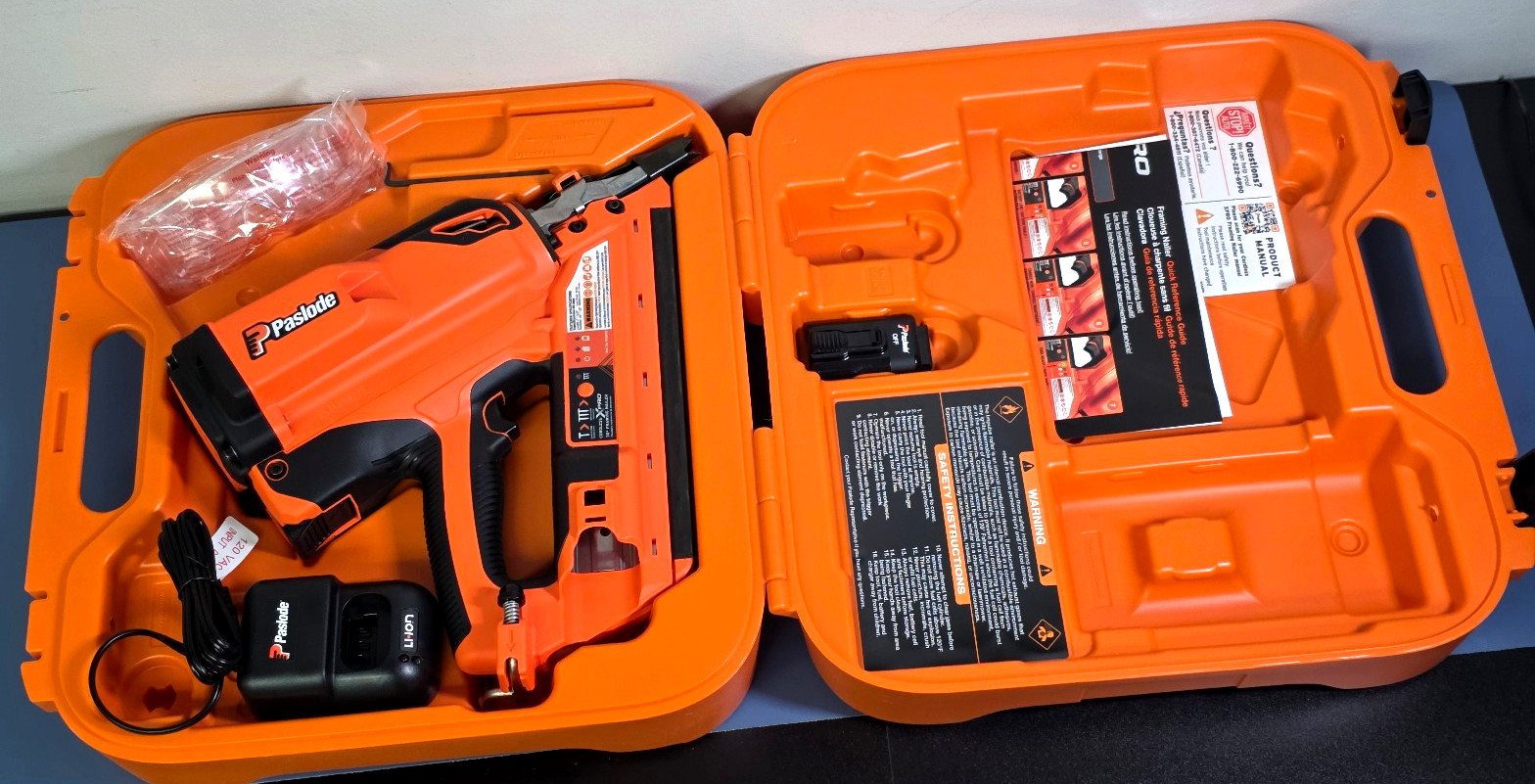 Paslode CF325XPRO24 906800 Cordless XPRO 30° Framing Nailer Kit Open Box