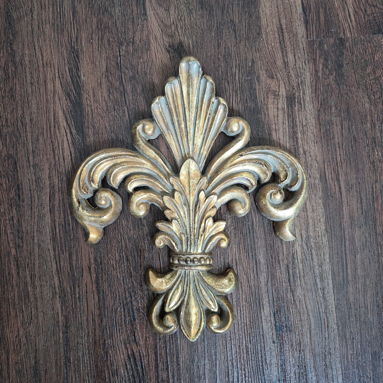 Vtg Fleur de Lis Wall Plaque Tuscan Medieval French Country Gold Gilt Heavy
