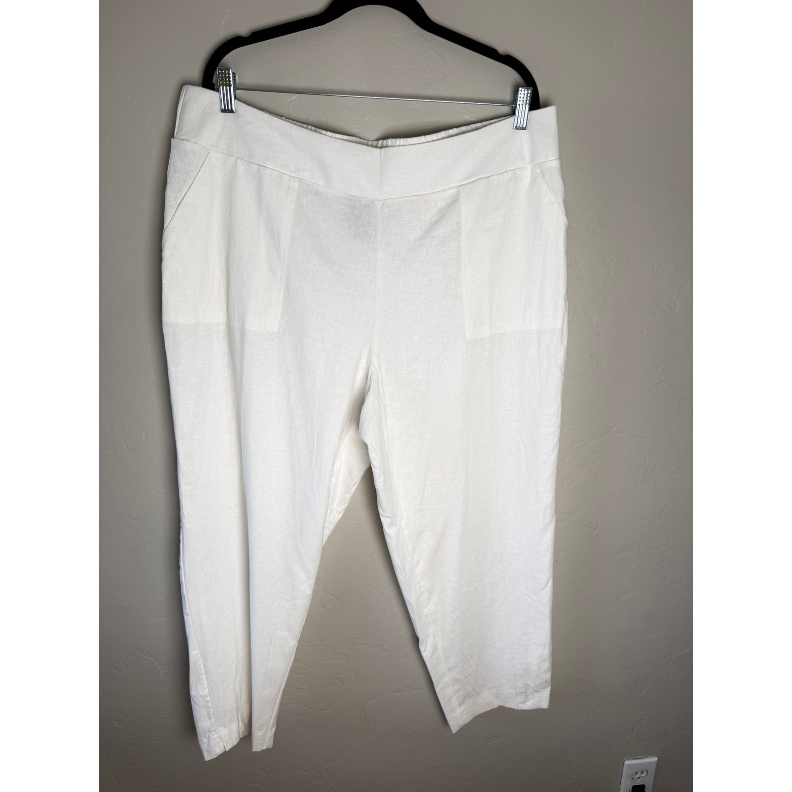 NWT Investments Plus Size White Stretch Linen Blend Pull On Crop Pants 3X