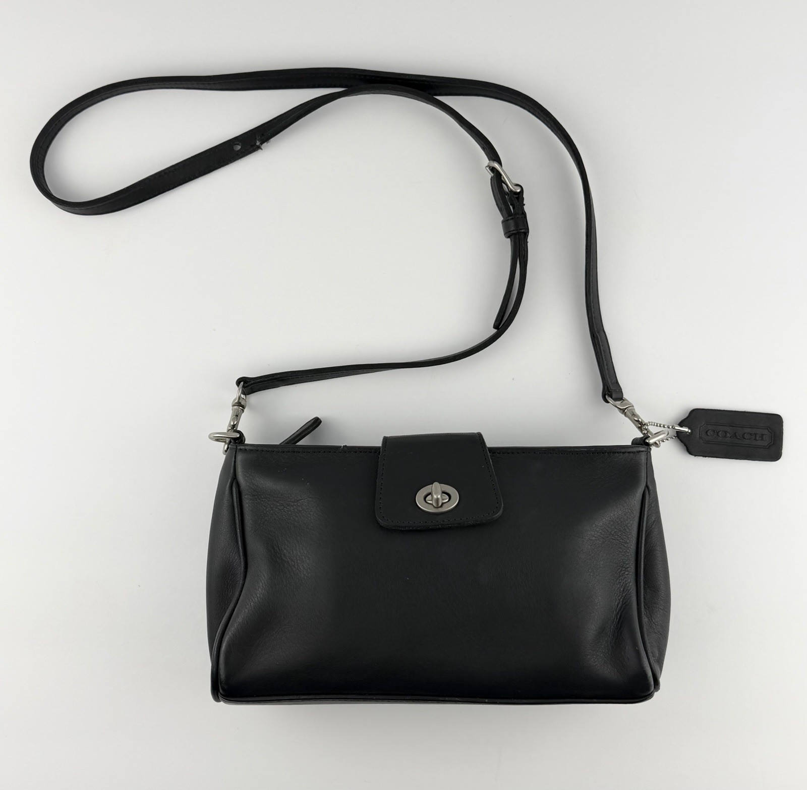 Vintage Coach 9154 Demi Turnlock Crossbody Black Leather Small Bag Purse
